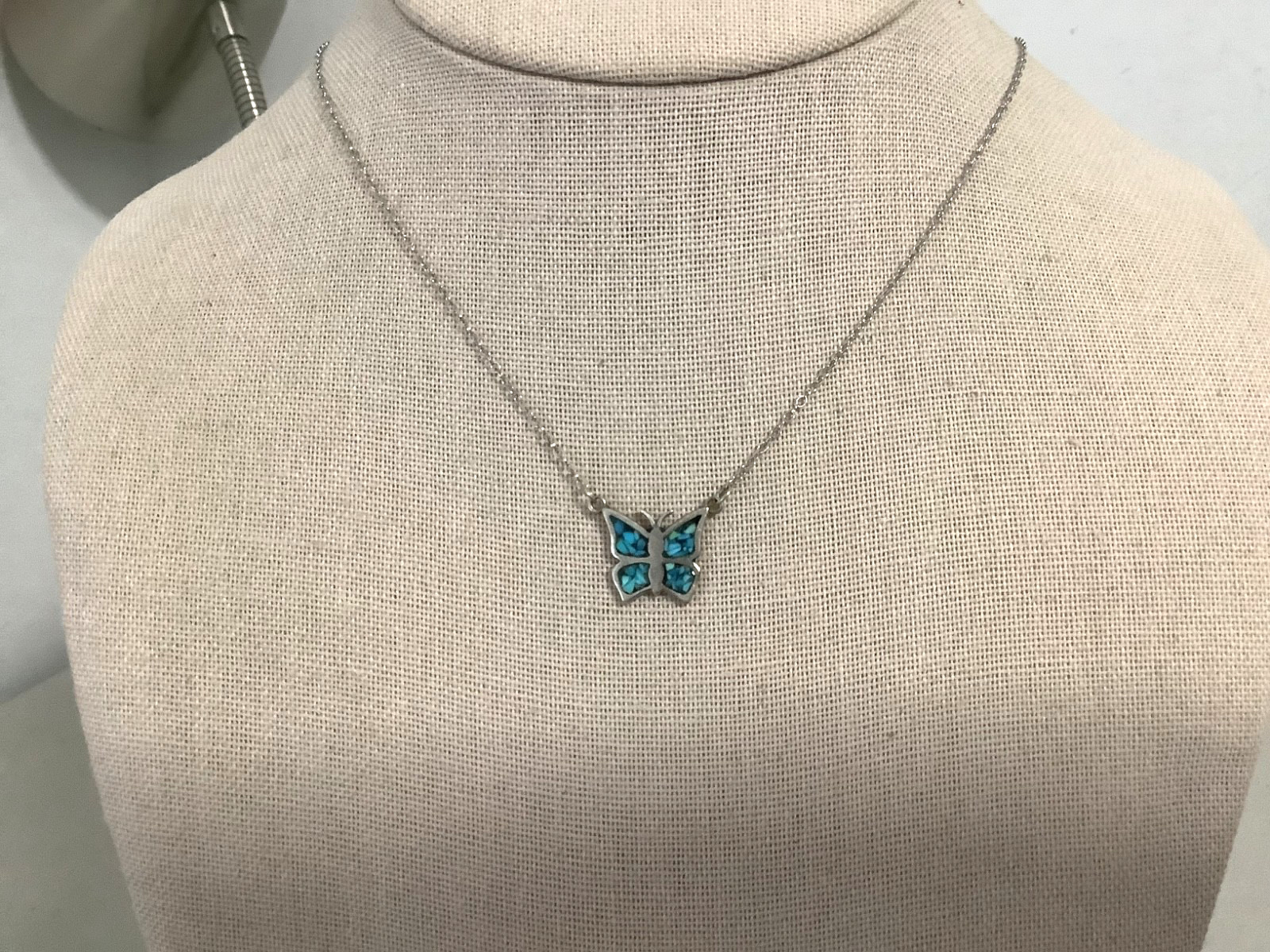 Vintage 80’s sterling silver 925 turquoise chip inlay butterfly pendant necklace