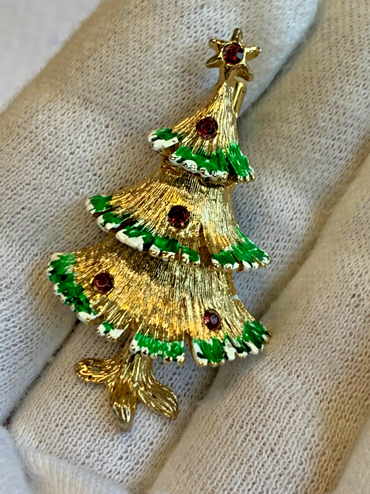 Vtg Christmas Brooch Lot Avante Monet Avon Snowman Penguin Trees Rudolph Cherub