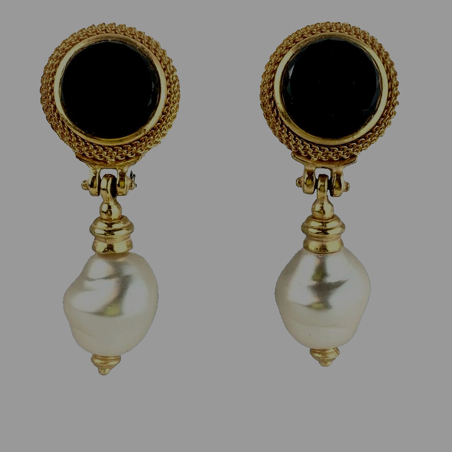 vintage Earrings Black Jet Pearl Drop 80’s clip-on Henri Bendel Beautiful detail