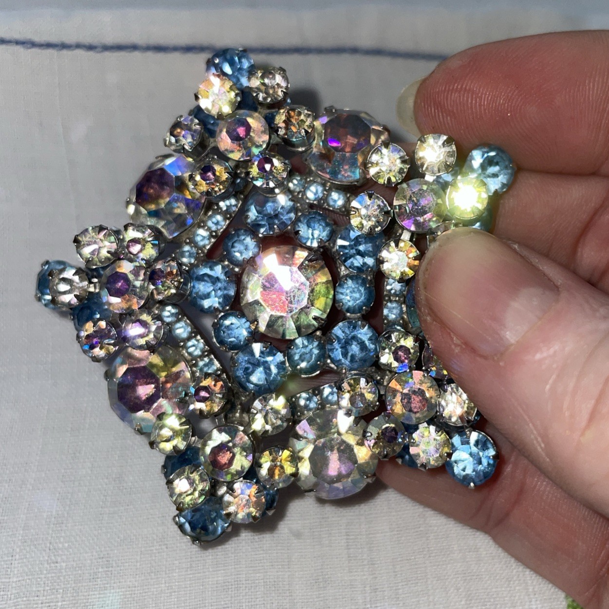 Vintage Juliana “BOOK PIECE” AB Crystal Starburst Brooch & Clip Earrings #1355