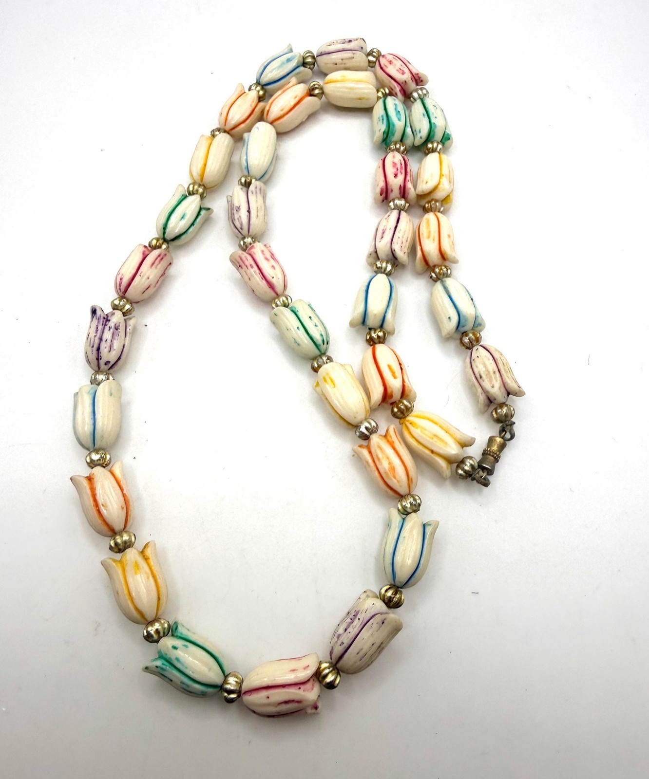 Vintage colorful textured off white acrylic tulip beaded necklace