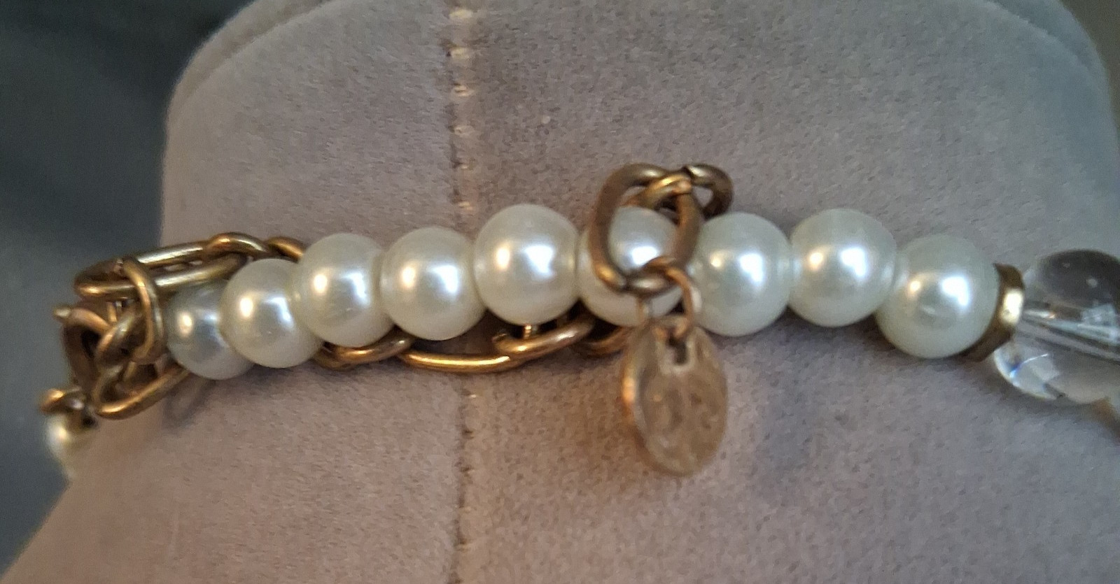 Vintage Goldtone Blue White Ceramic White Wood Clear Lucite Beaded Necklace 31″