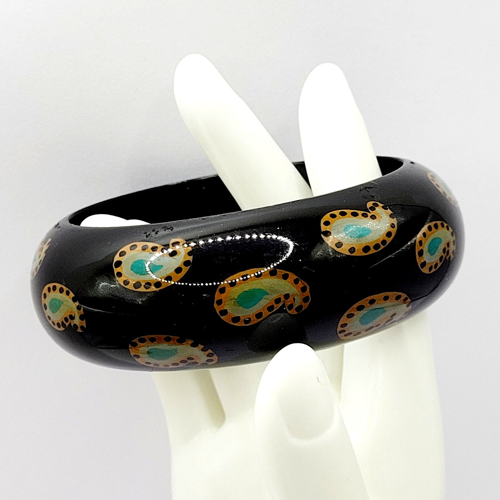 Paisley on Black Vintage Wide Chunky Vintage 1980s Acrylic Bangle Bracelet 8 In