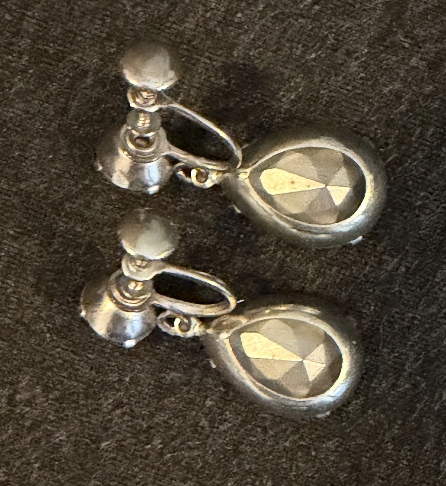 Vintage Faceted Aurora Borealis Crystal Pear Drop Dangle Earrings Screwback