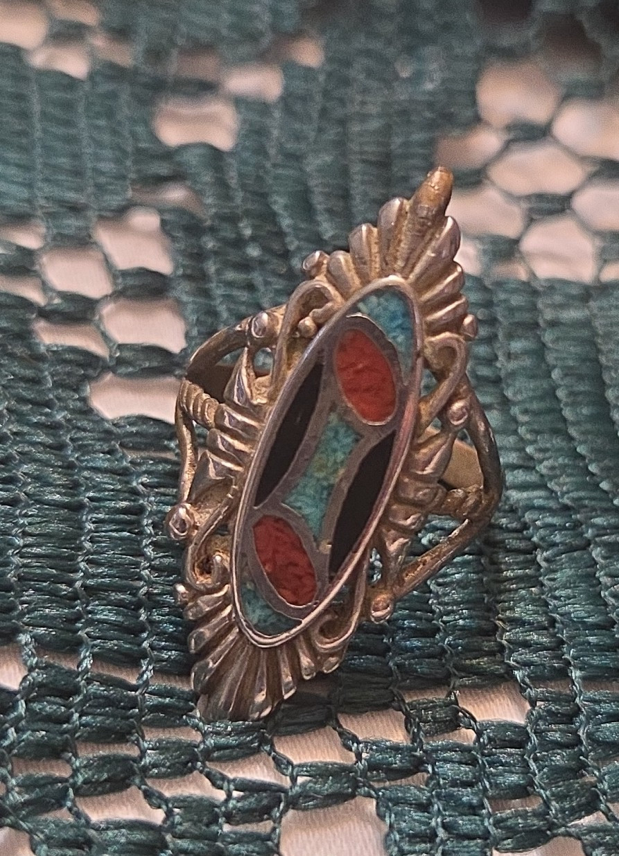 Vtg Artisan Silver Southwestern Turquoise Onyx Coral Chip Inlay Sz 7.5 Ring W76