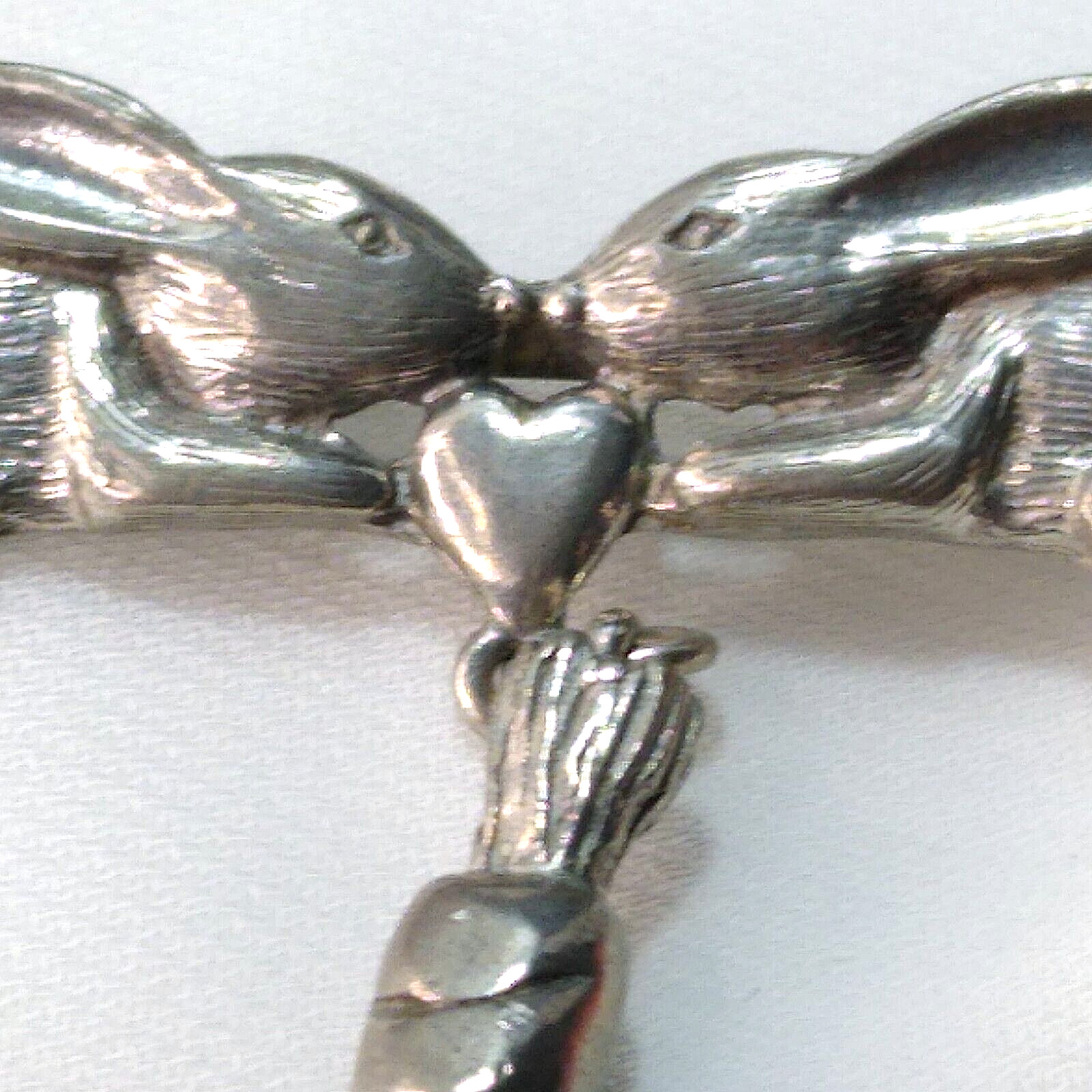 CLIFT Double Heart Rabbits w/Carrot Charm VTG Pewter Metal Pin 2″ Designer!