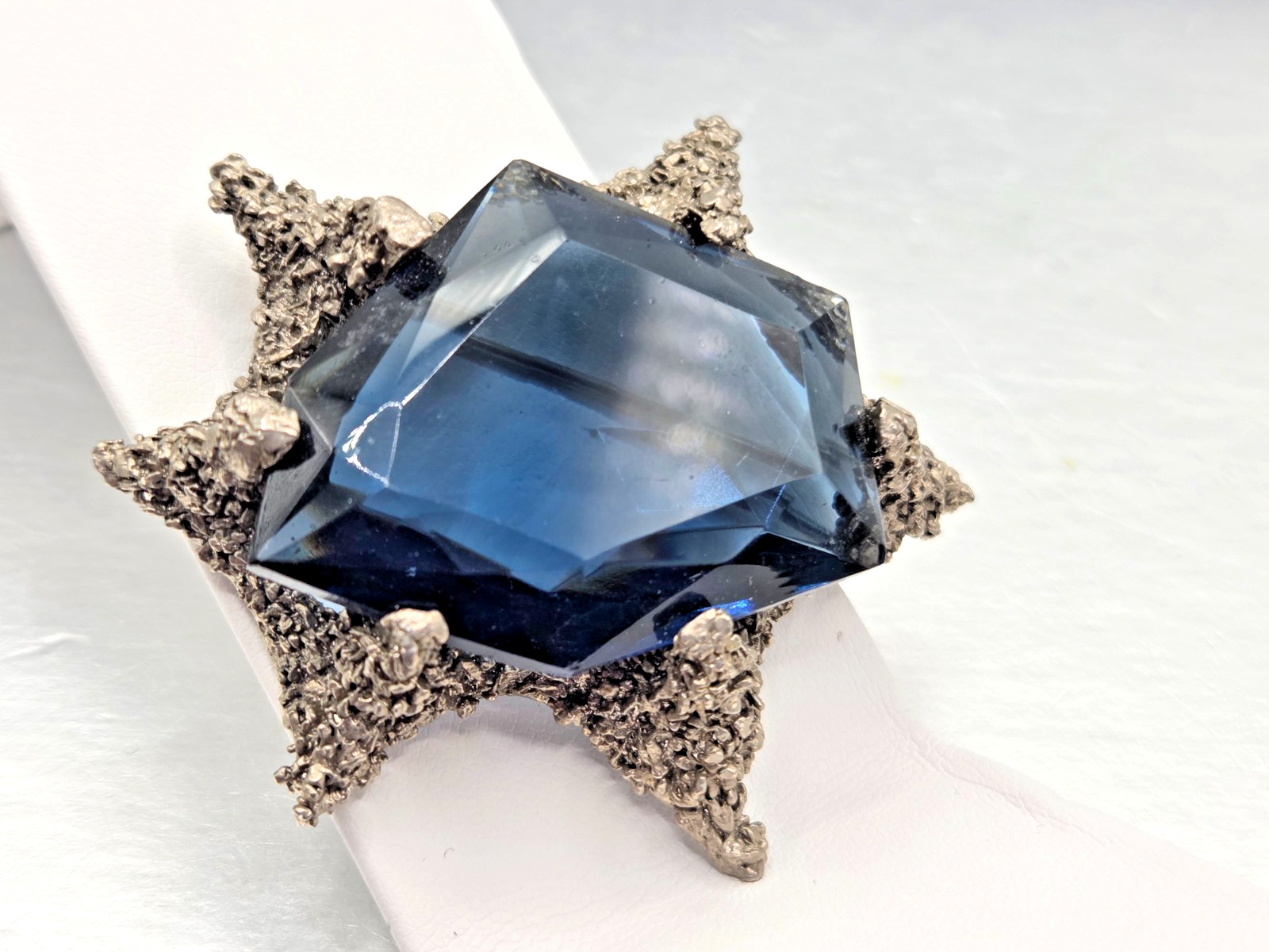 Vintage Couture Large Blue Crystal Silver tone Star Abstract Brooch