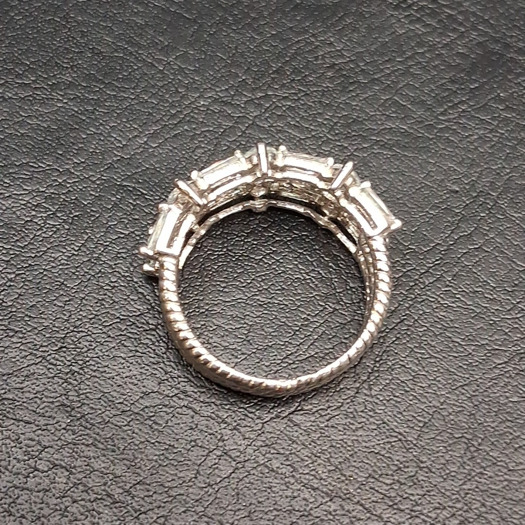 Vintage DBJ Cubic Zirconia Ring Silver Tone. 17.565