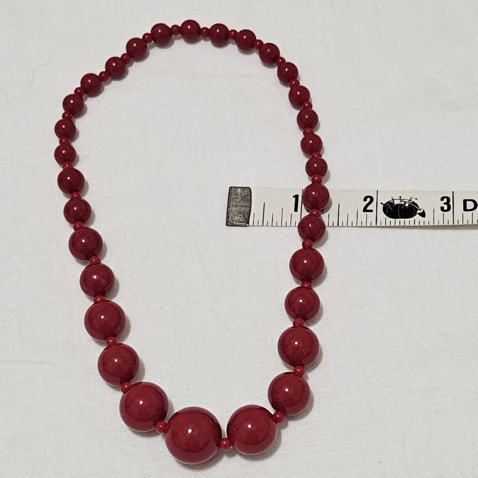 Vintage Red Beaded Choker Necklace, Stretch, Beads Graduated In Size