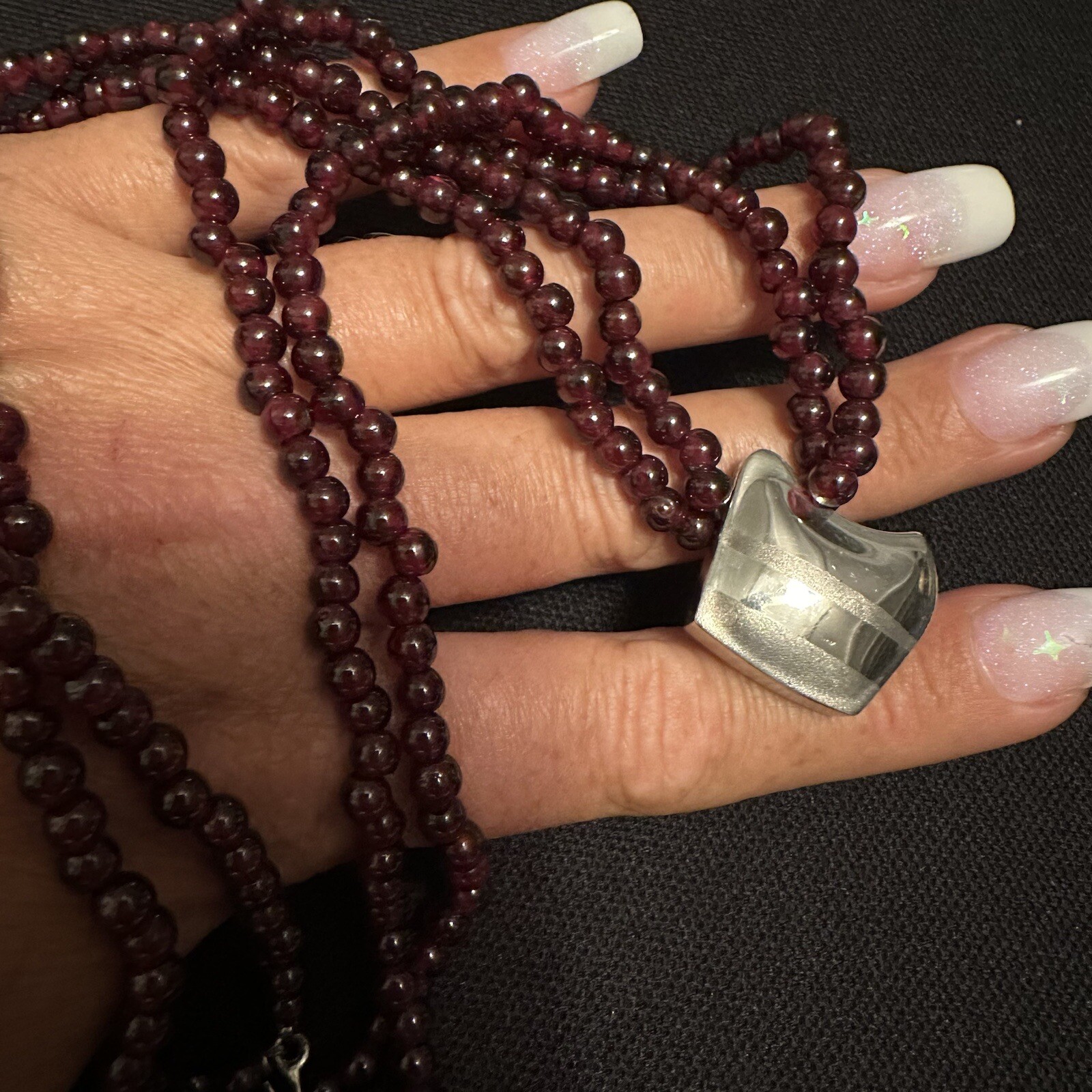 ARTISAN MADE ESTATE STERLING SILVER & GARNET BEAD DESIGN NECKLACE 19 3/4” LONG