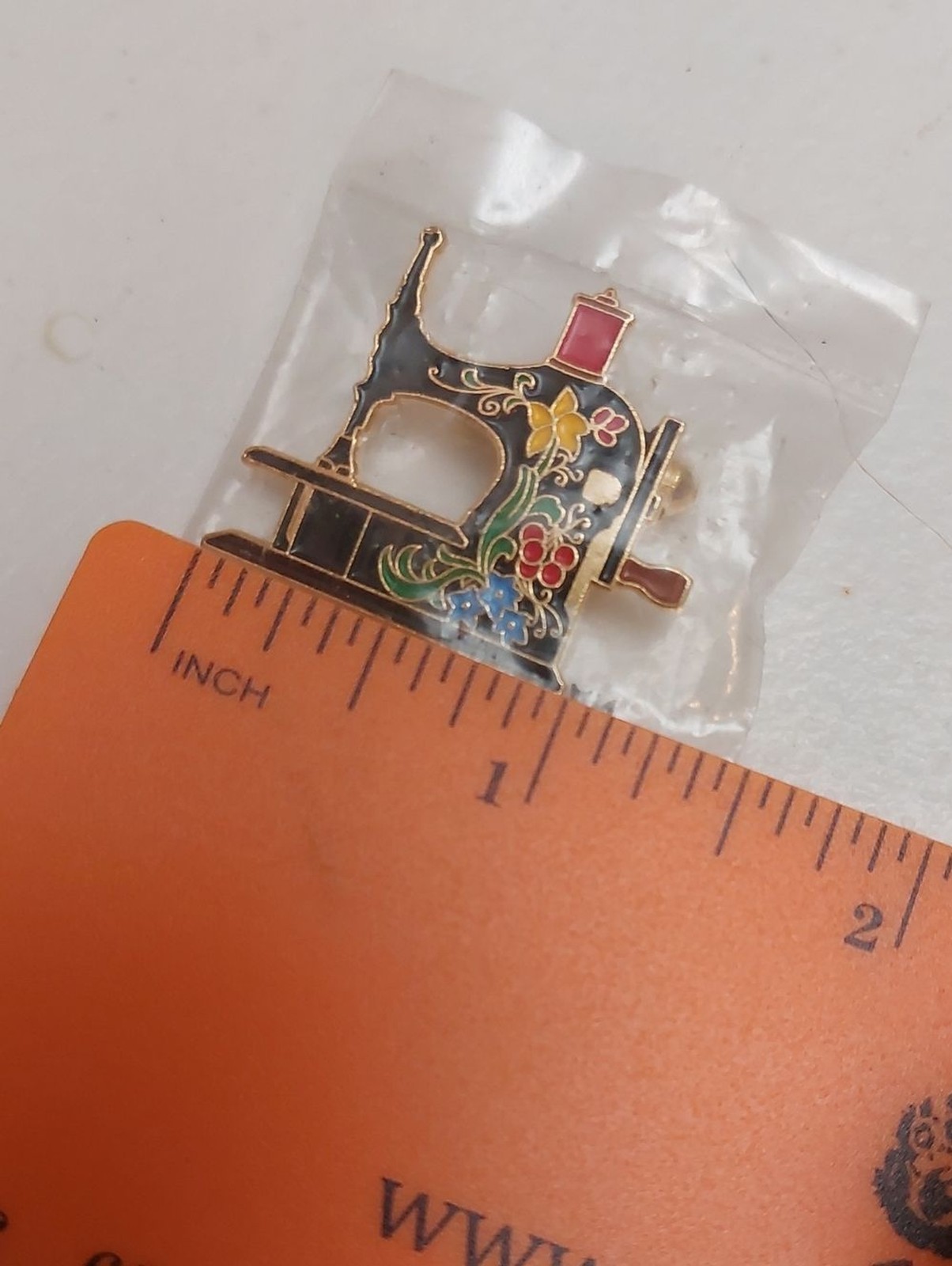 Vtg Collectible Clotilde 1971-1991 Sewing Machine 20 Years Comemorative Brooch