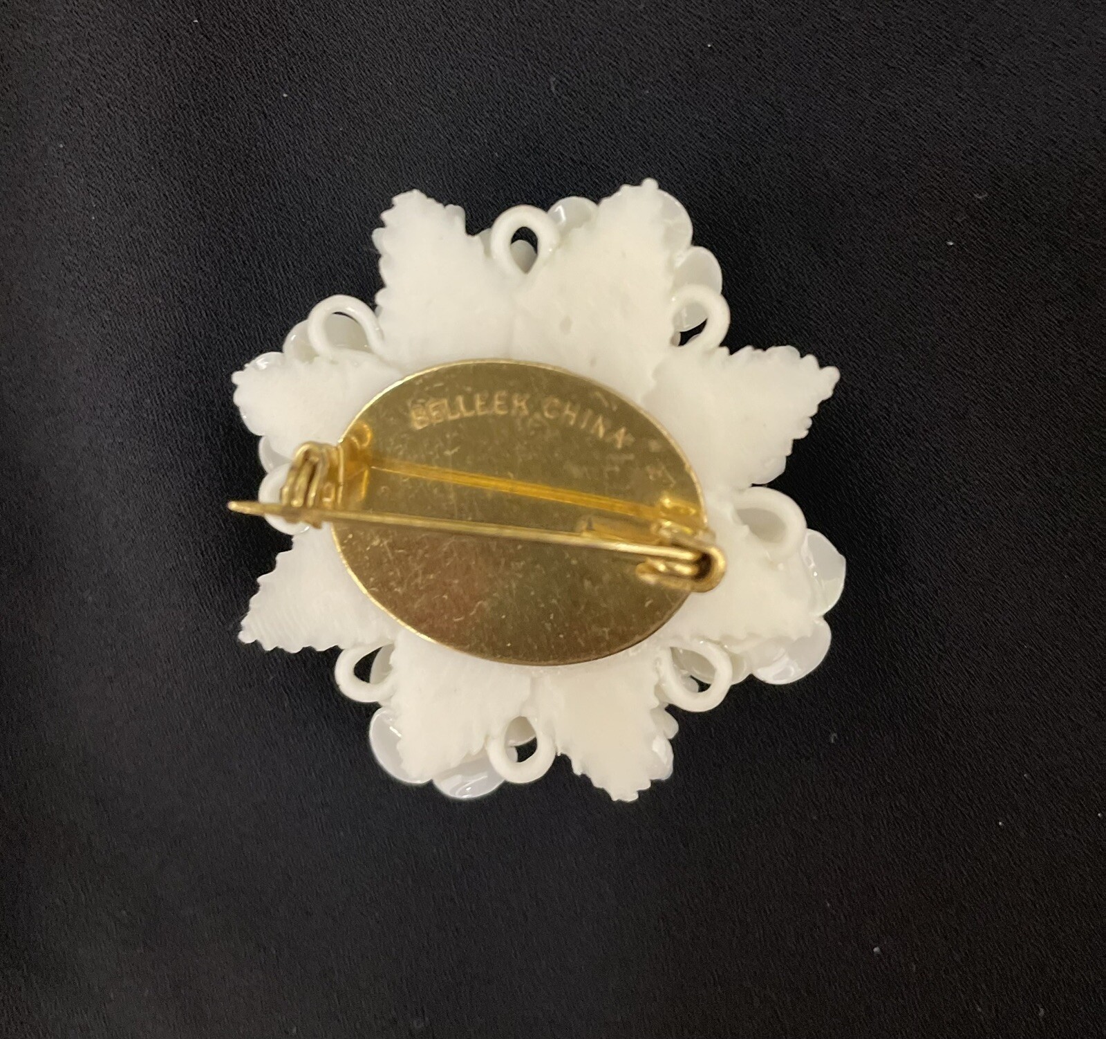 Vintage BELLECK Irish Porcelain Ivory Floral Bouquet Brooch Excellent Condition