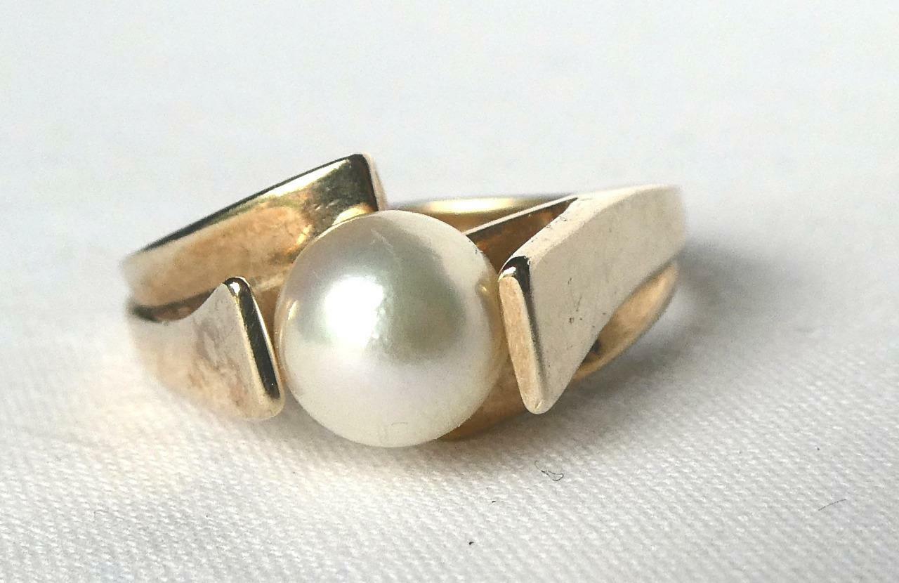 Vintage 10K Gold Modernist Tension Set 5MM Akoya Pearl Bypass Solitaire Ring Sz6
