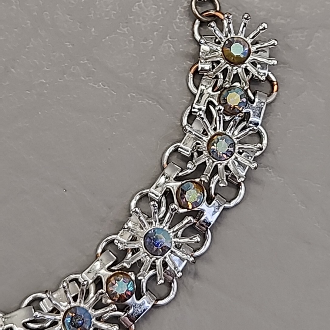 Vintage Rhinestone Necklace Flower Blue AB Glass Round Silver Tone 17.5 in