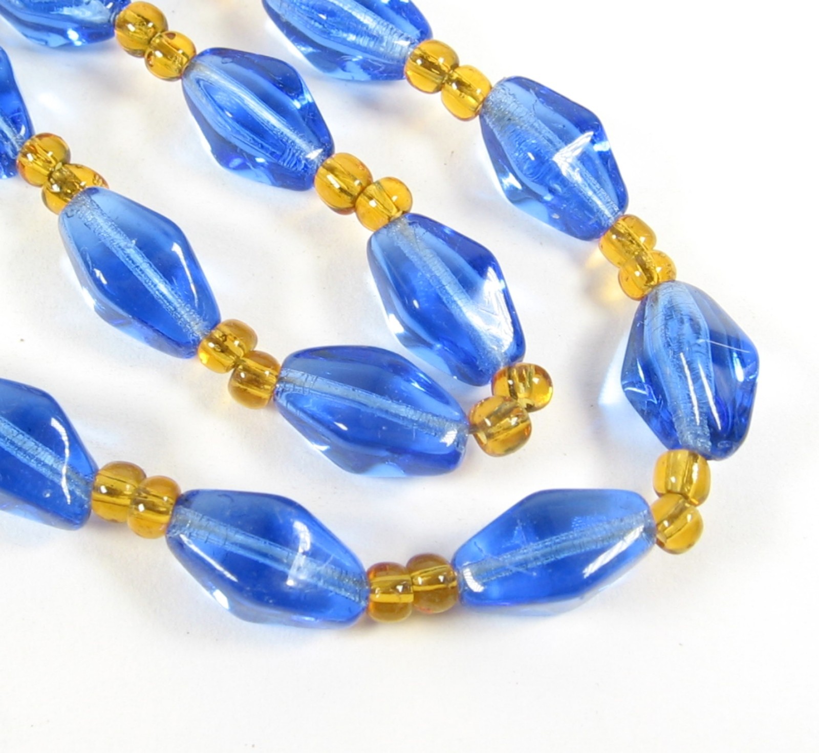 BLUE & AMBER-YELLOW Glass BEADNECKLACE Vintage Beaded Bicone Choker 18″