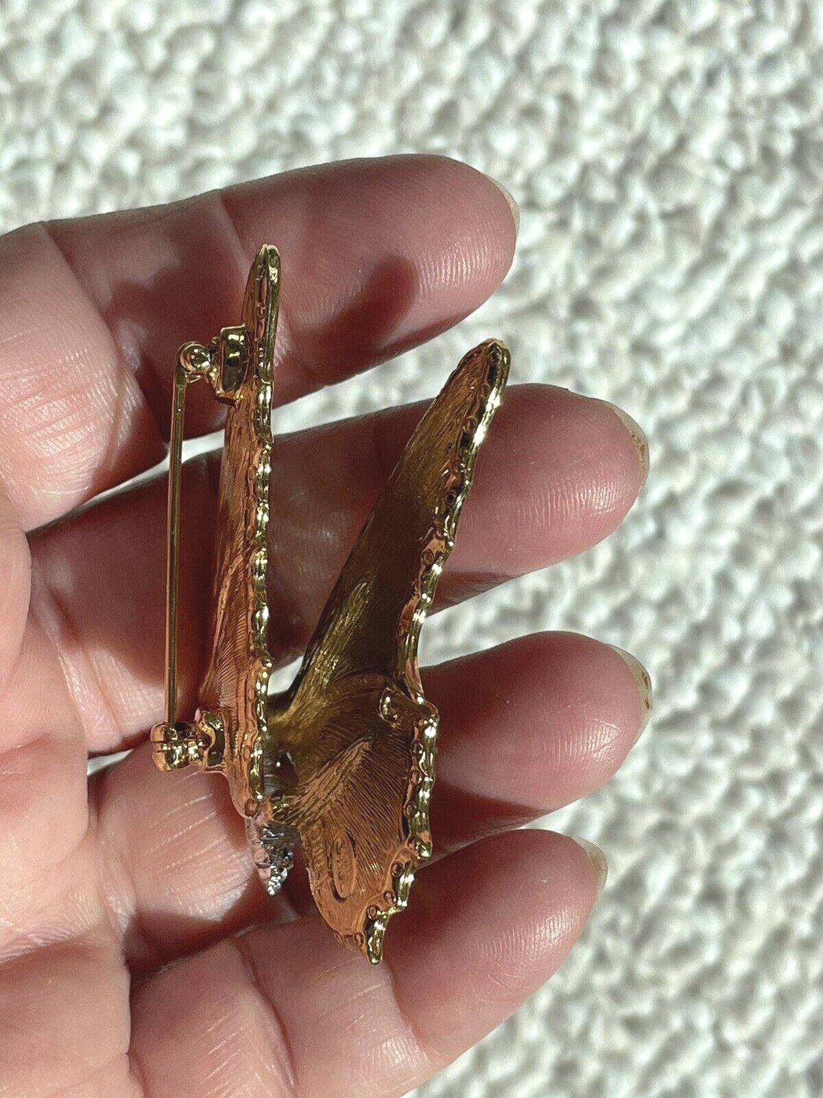 KJL KENNETH JAY LANE SIGNED Gold tone PEACOCK BUTTERFLY BROOCH with Crystals