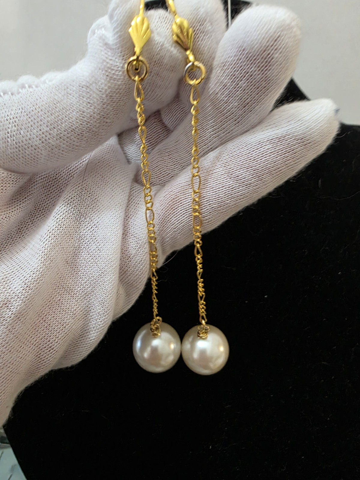 TWIGGY STYLE Ball Drop Dangle with Faux Pearl Long Beaded Earrings 1960s Goldp.