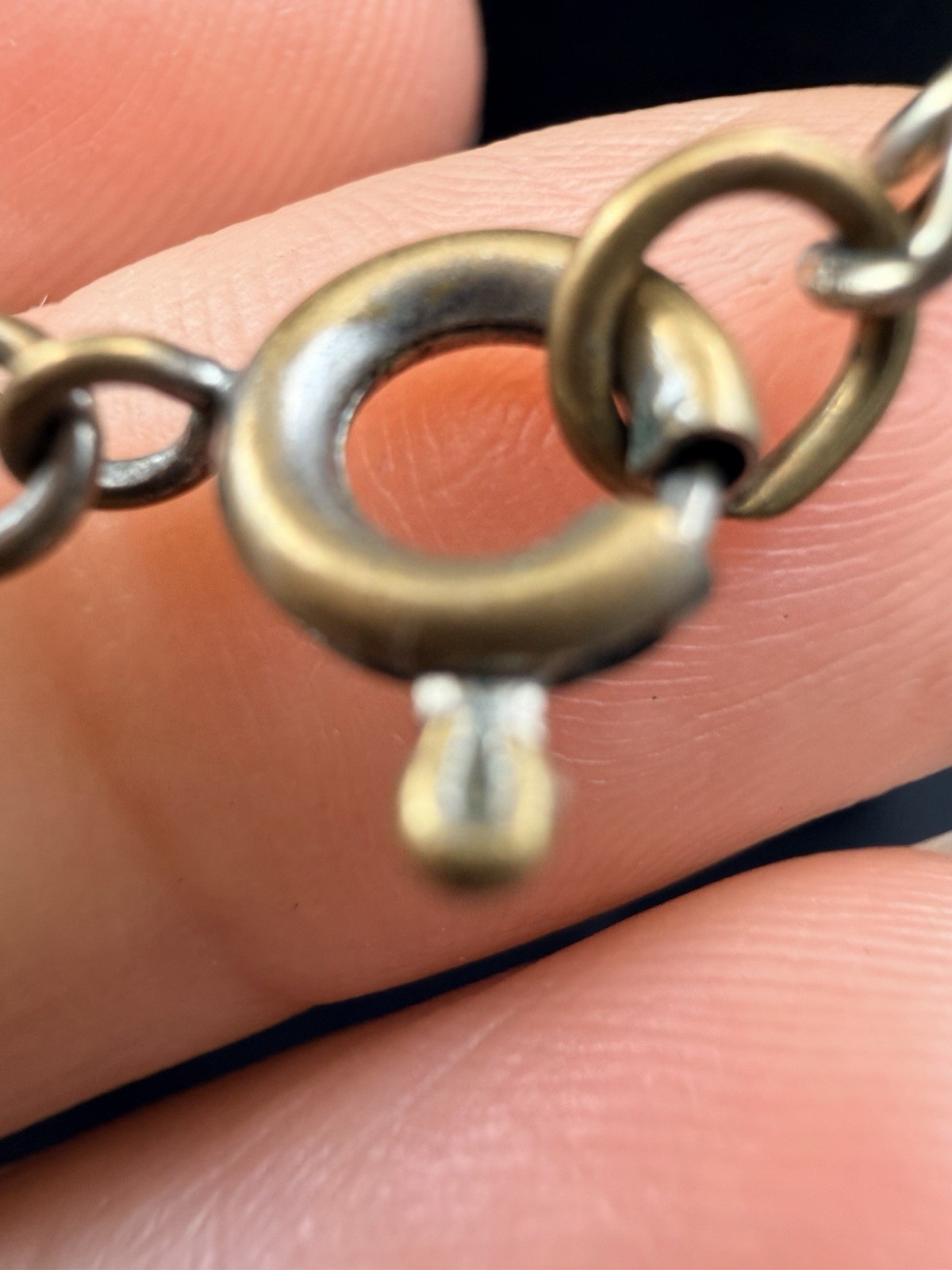 1058. Eloxel Aluminum 18kGold Plate Scroll Chain