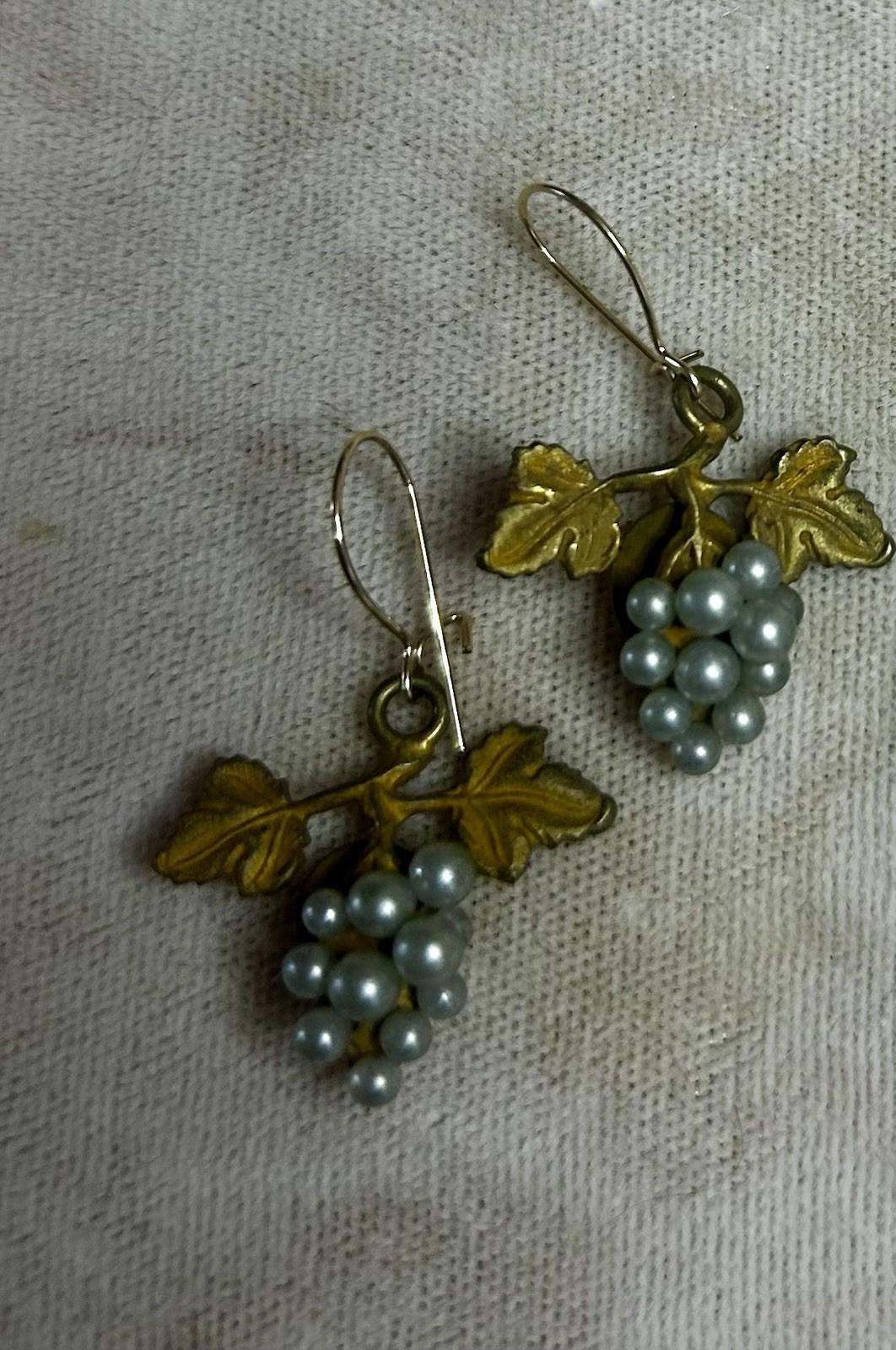 Grape Earrings Pearl Grape Cluster Earrings, Gold Tone, 1.25” Vintage Wedding