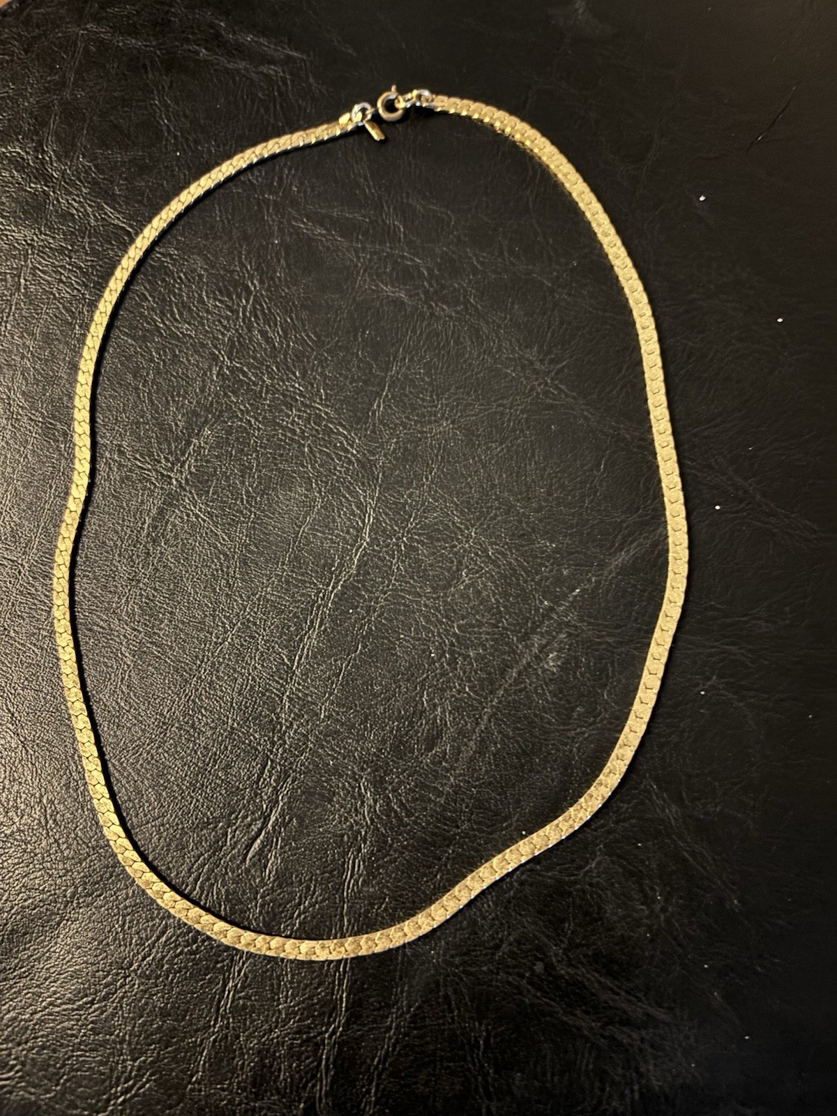 Vintage Monet Gold Tone Flat Link Articulated Chain Choker Necklace 16.5″