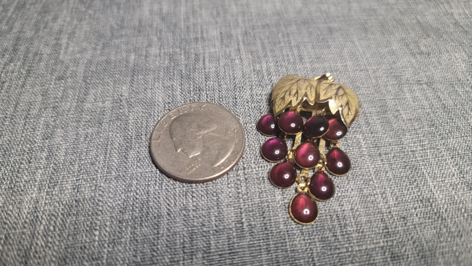 Dangling Purple Grape Cluster Gold Tone Wearable as a brooch or pendant