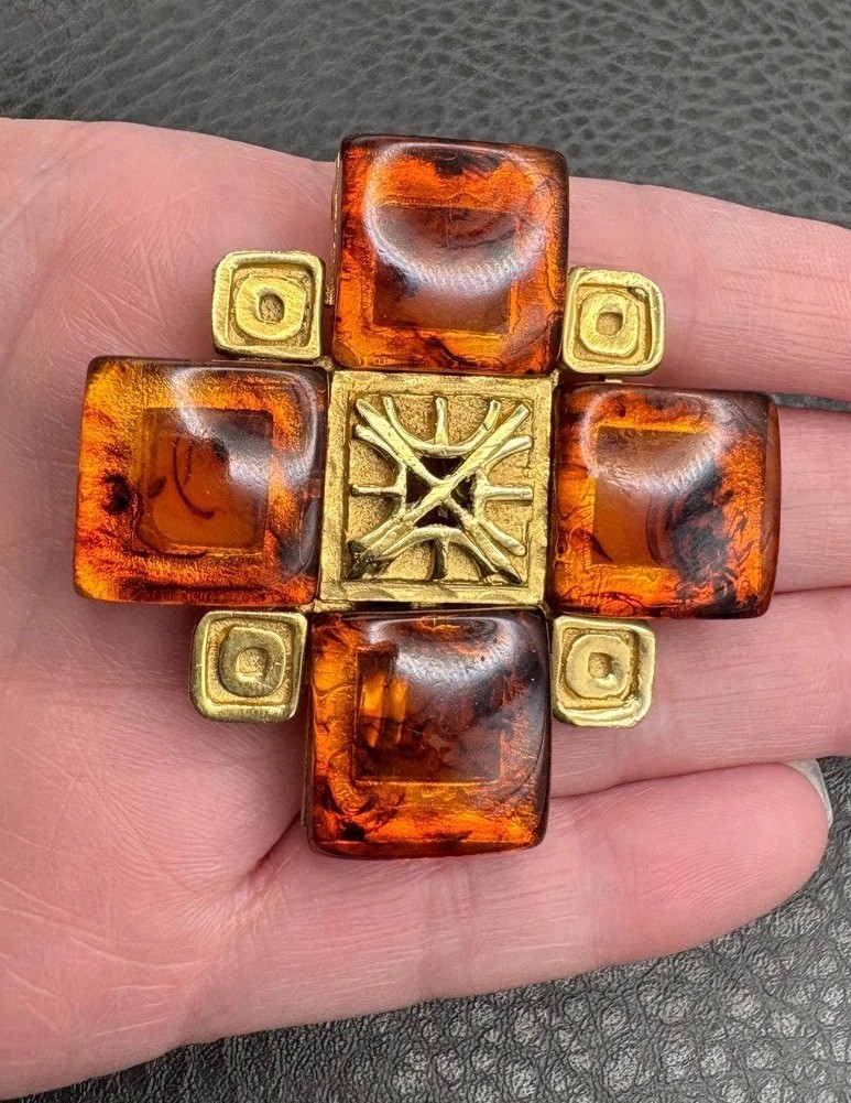 Vintage HUGE 80s Gold Tone Faux Amber Maltese Cross Brooch Pin Statement Piece