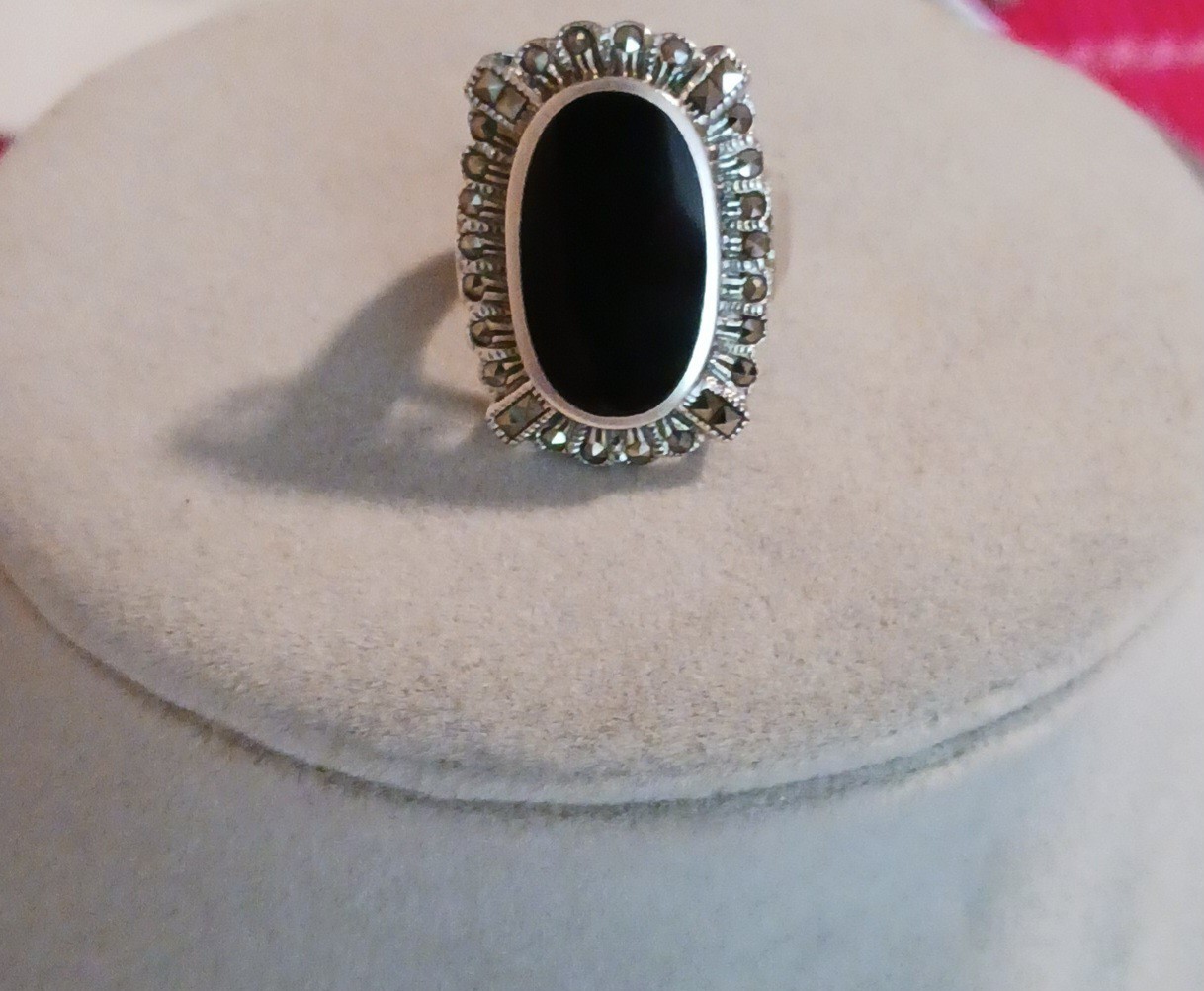 Vintage Black Onyx Ring Sterling Silver With Small Stones Size 8