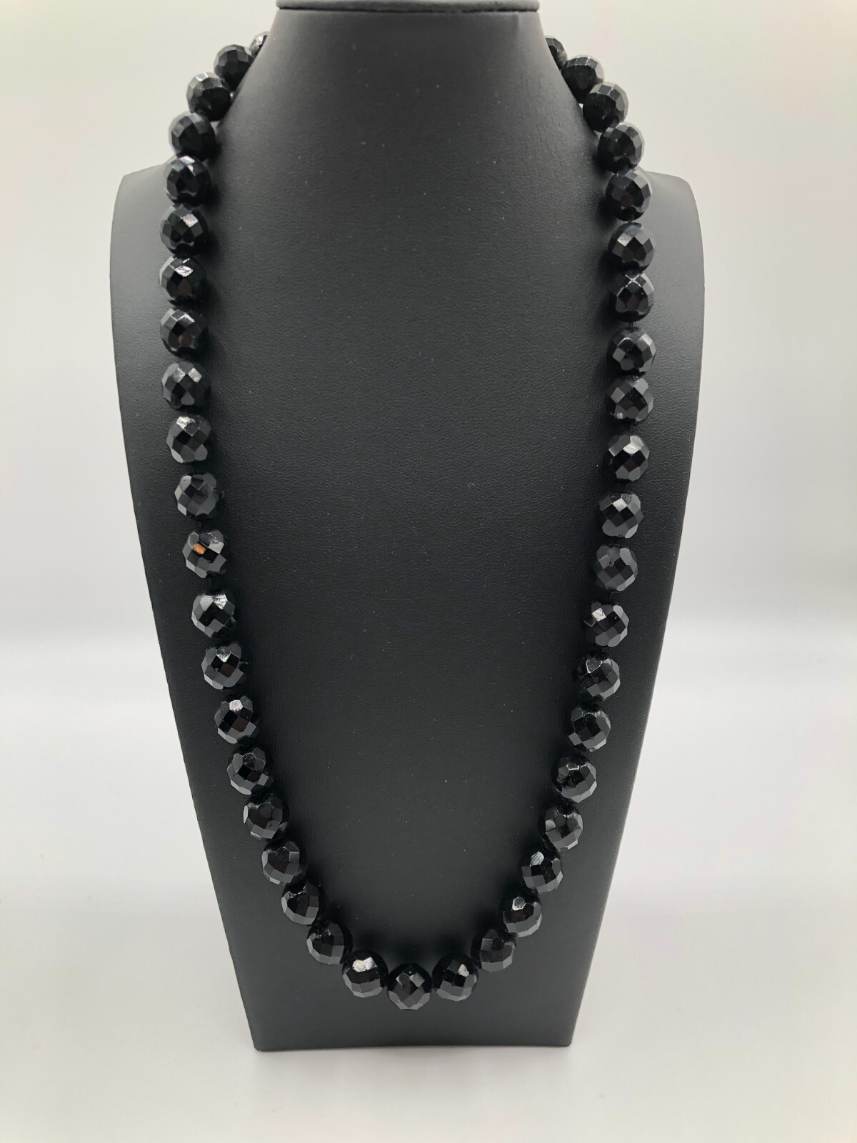 Vintage Heavy Black Faceted Crystal Glass Beaded Necklace 1 CM Beads 14 Kt Clasp