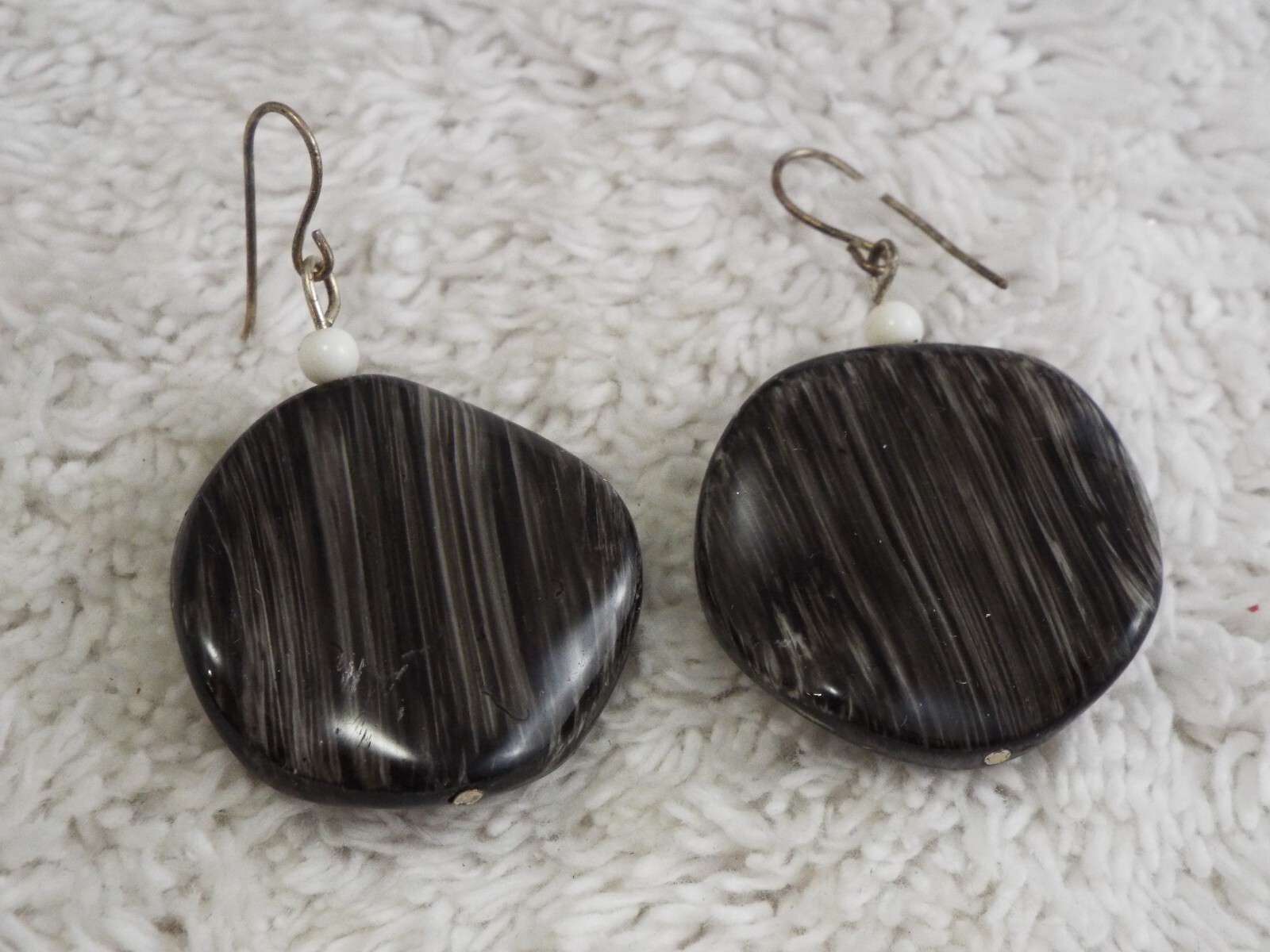 Striped Gray Black Taupe Bead Pierced Earrings (F6)