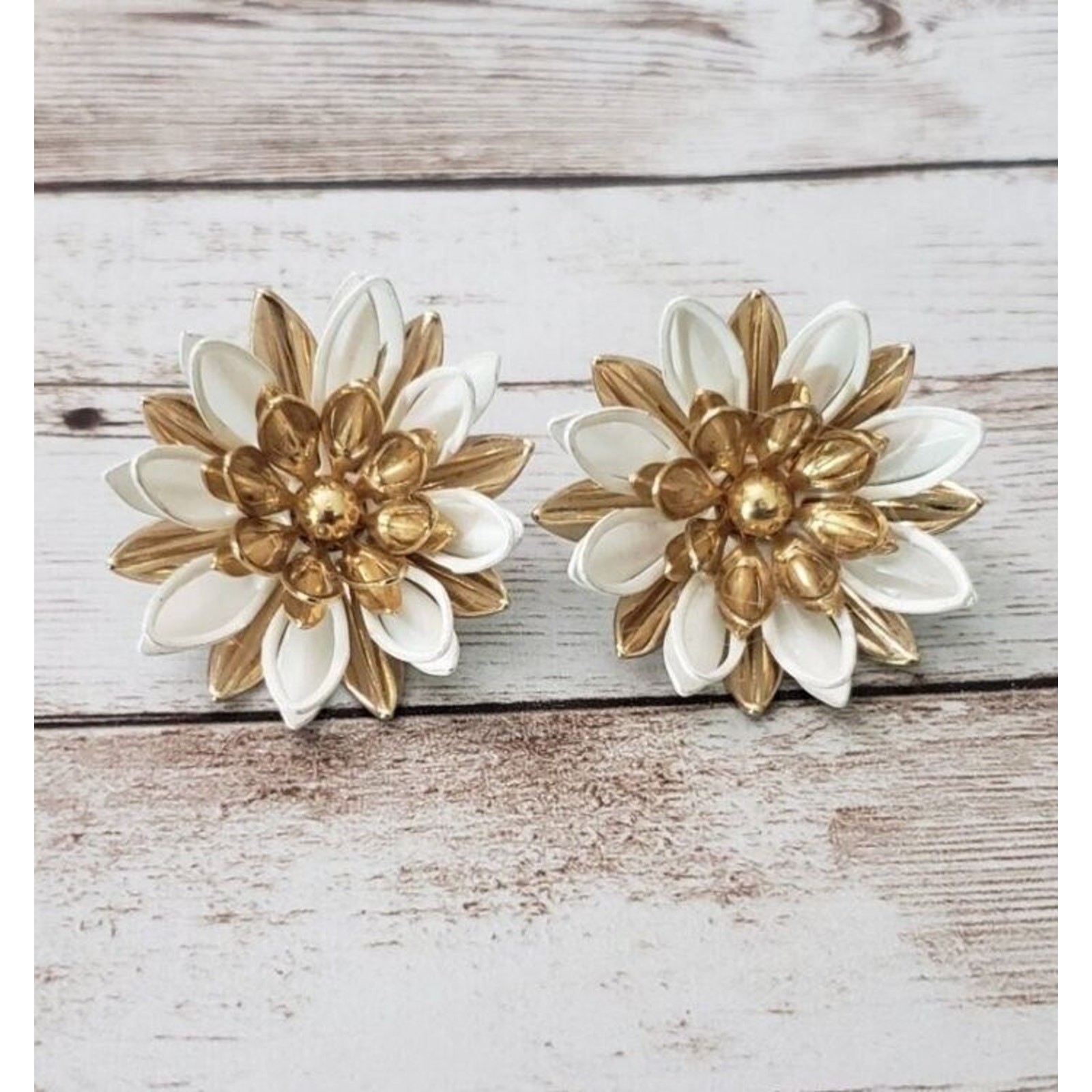 Vintage Clip On Earrings Stunning Off White & Gold Tone Large Statement Flower