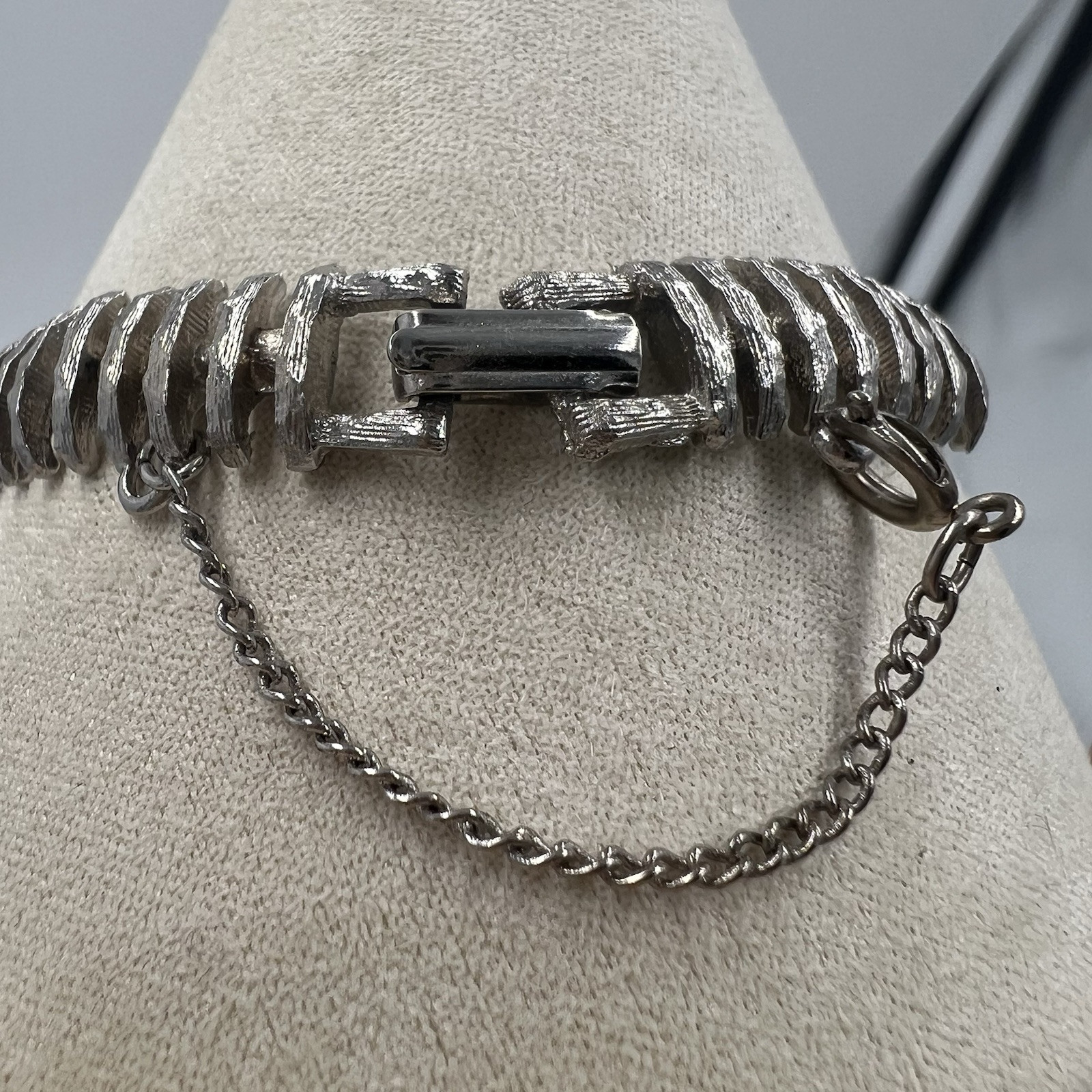 Vintage Silver Tone Chain Bracelet Safety Chain Foldover Clasp 7″