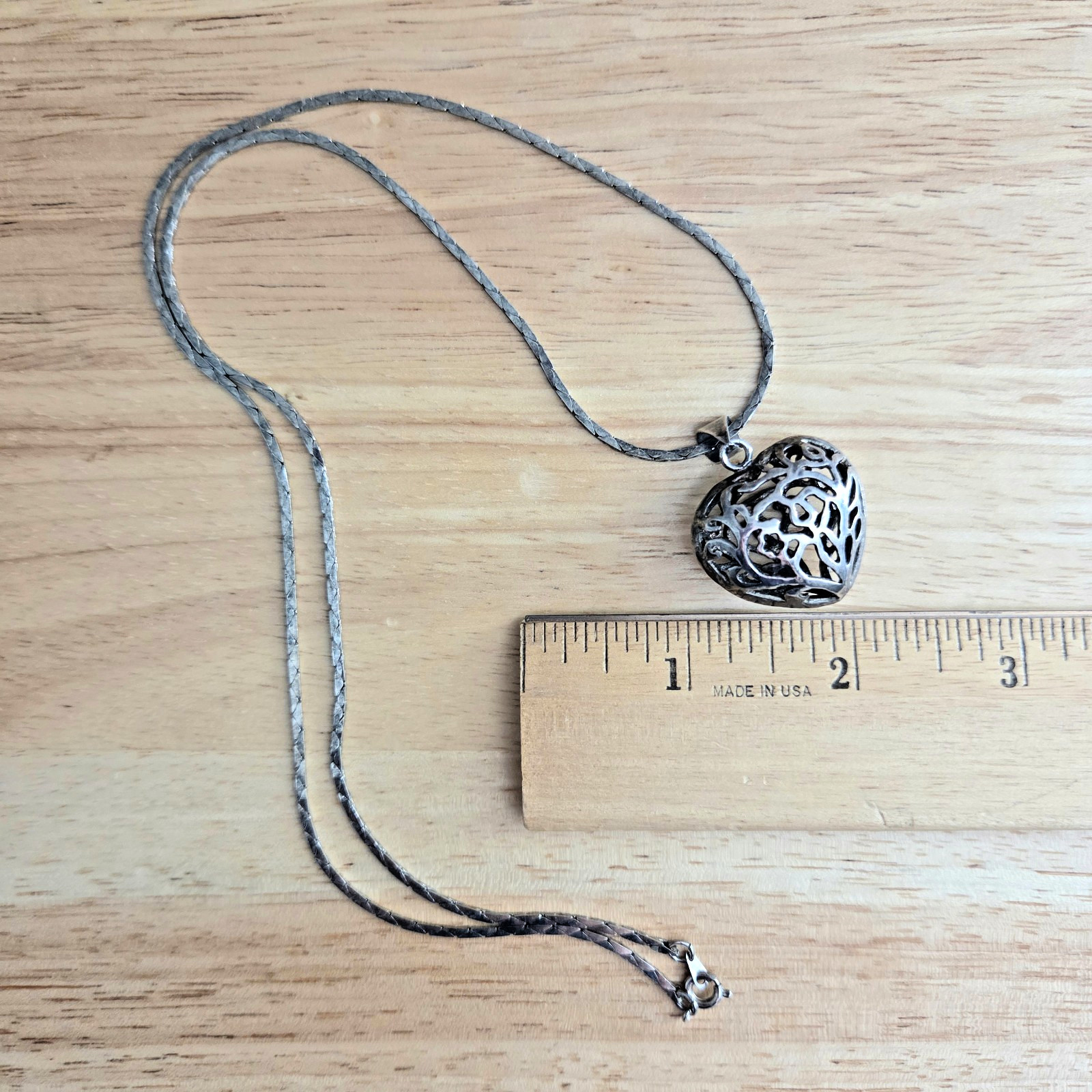 Filigree Puff Heart Pendant Necklace Cobra Chain 23″