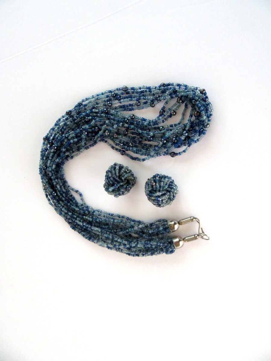 Vintage blue & gray torsade beaded necklace & clip on earrings MCM – Mid Century