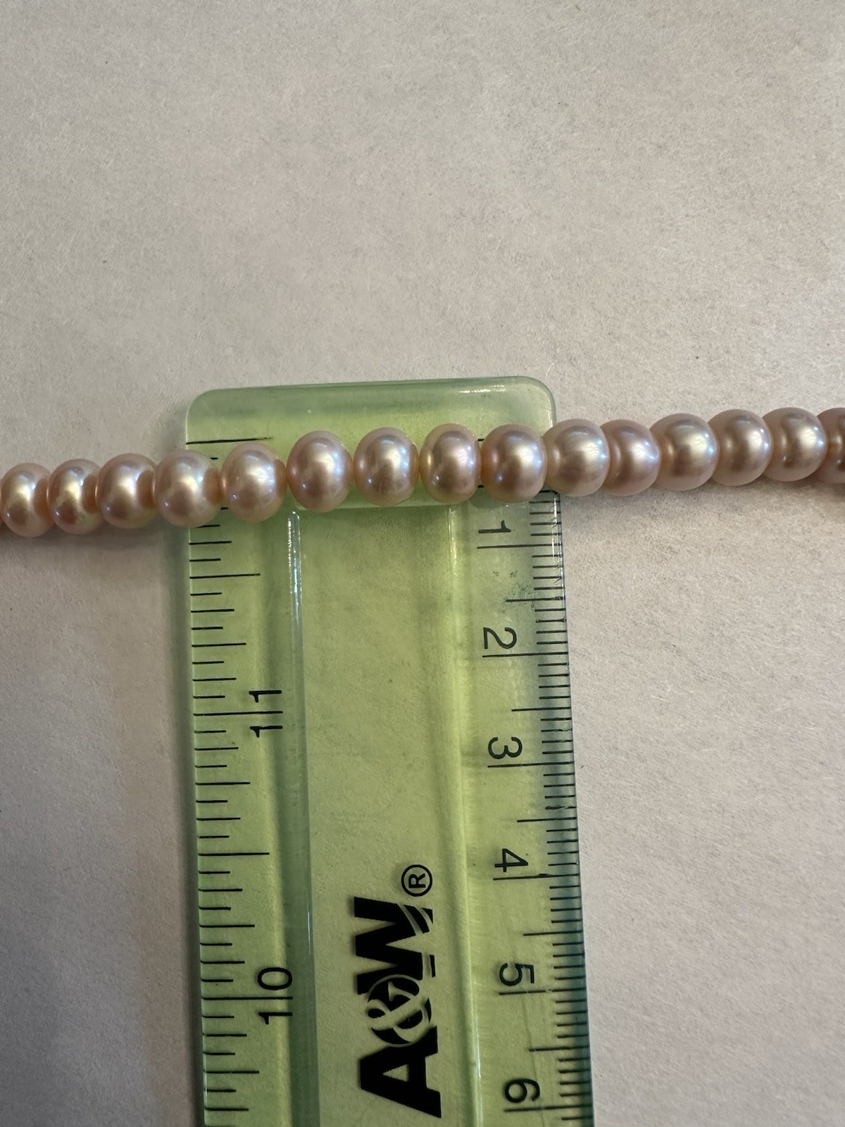 VTG 18” Cultured Pink Pearl Necklace W/Fish Hook Clasp & Matching Post Earrings