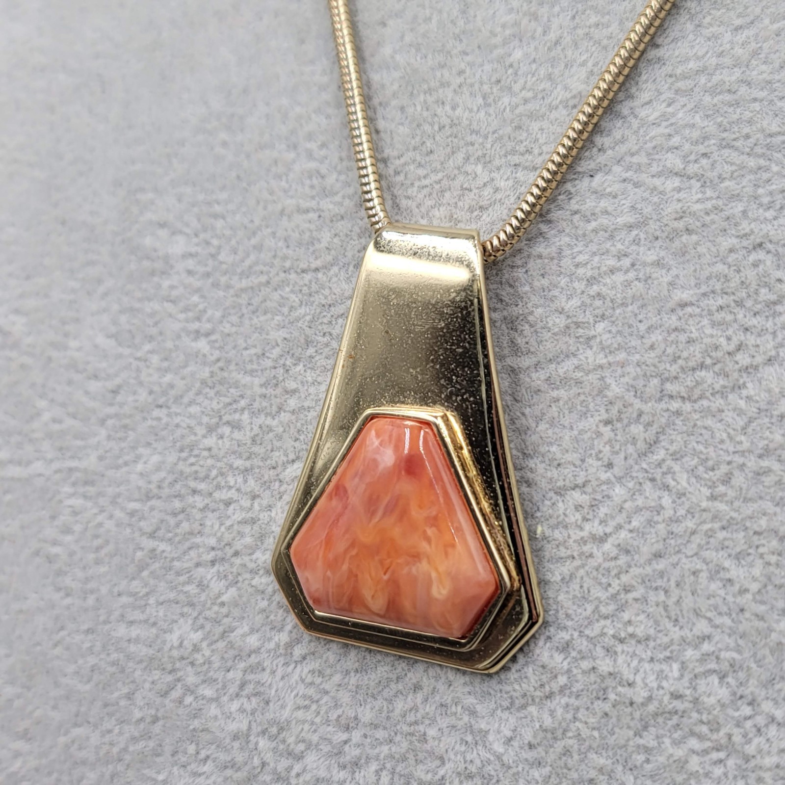 Vintage Whiting and Davis Marbles Orange Stone Pendant Necklace Gold tone 18″
