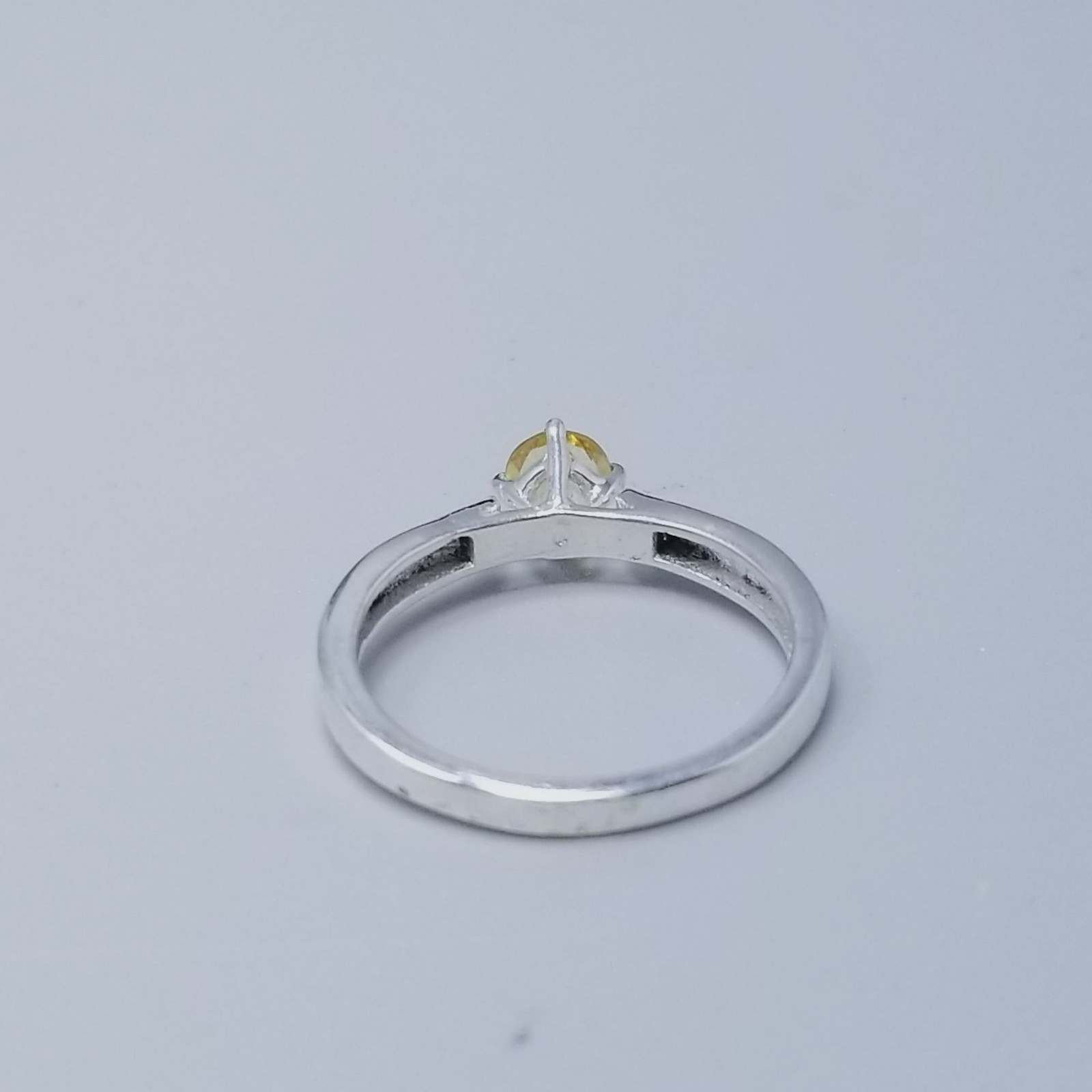 Vintage Sterling Silver Yellow Stone Ring Size 8 Band Round Small Stacking
