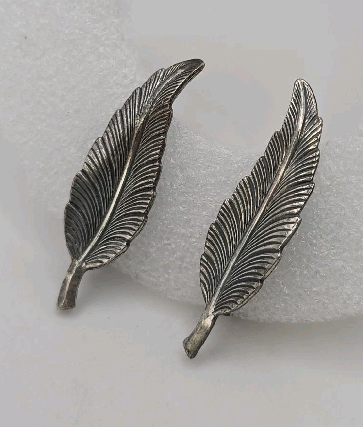 Vintage Silver Tone Bird Feather KIM Signed Etched Hippy Screw Back Boho Earring