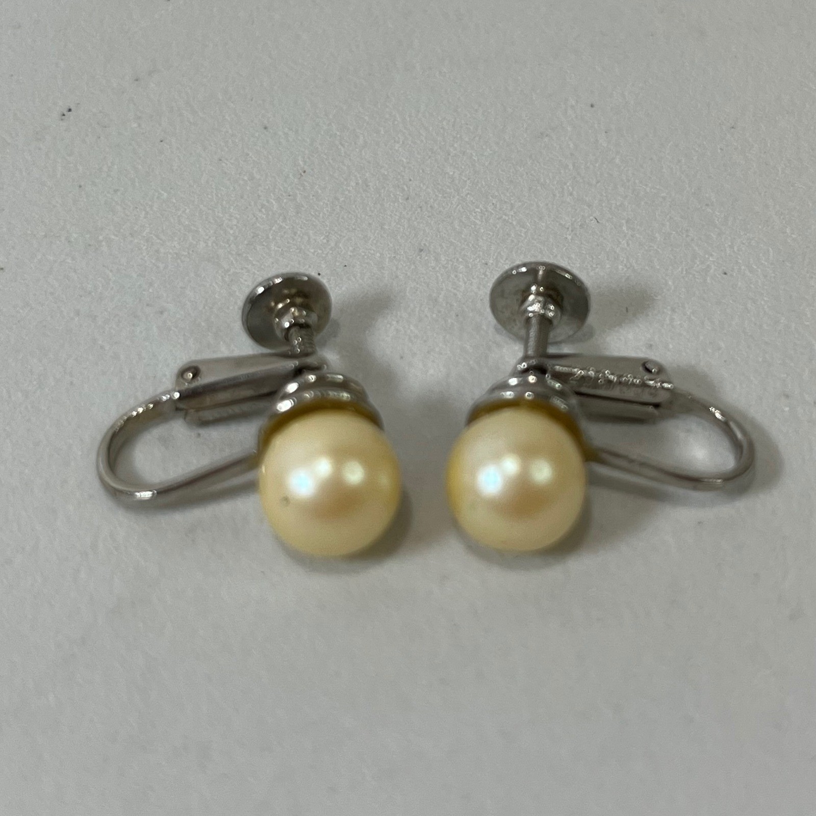 Vintage Pearl Earrings Silver Screw Back Classic Elegant Bridal Old Money Estate