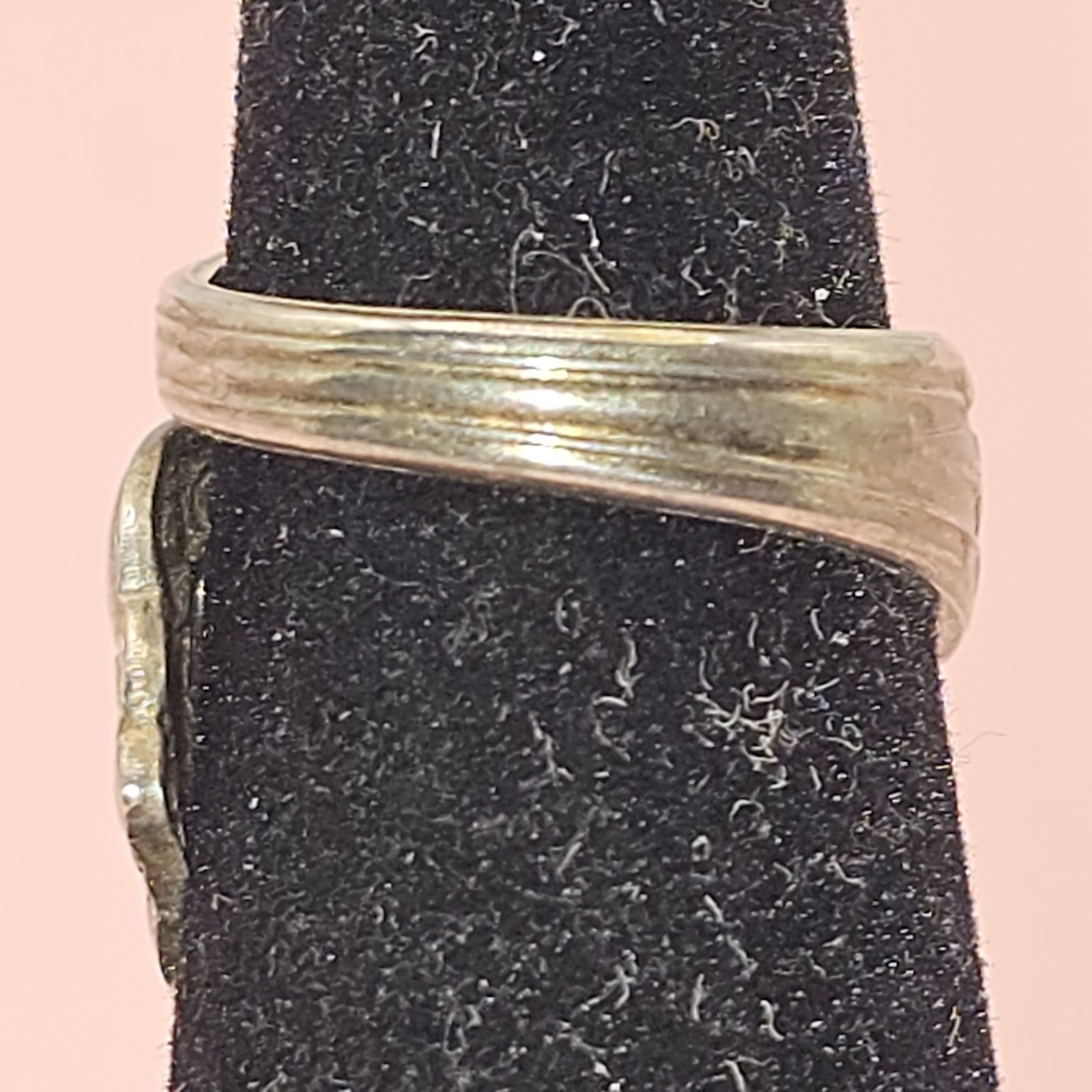 Vintage Silverplated WM.A. Rogers spoon ring, bypass style, SZ 5