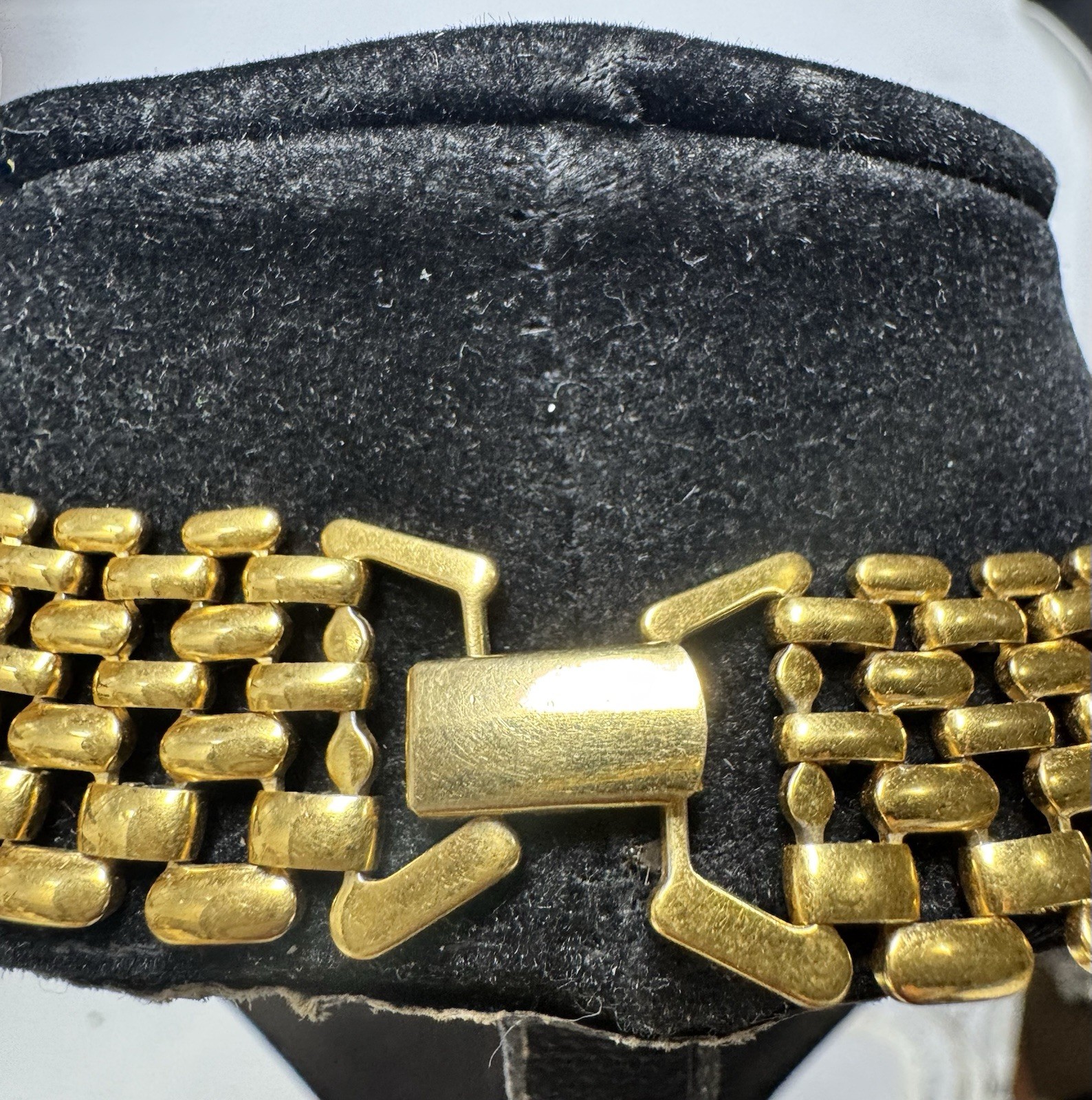 Vintage Napier Thick 80s Gold Tone Panther Link Chain 16” Necklace Choker Collar