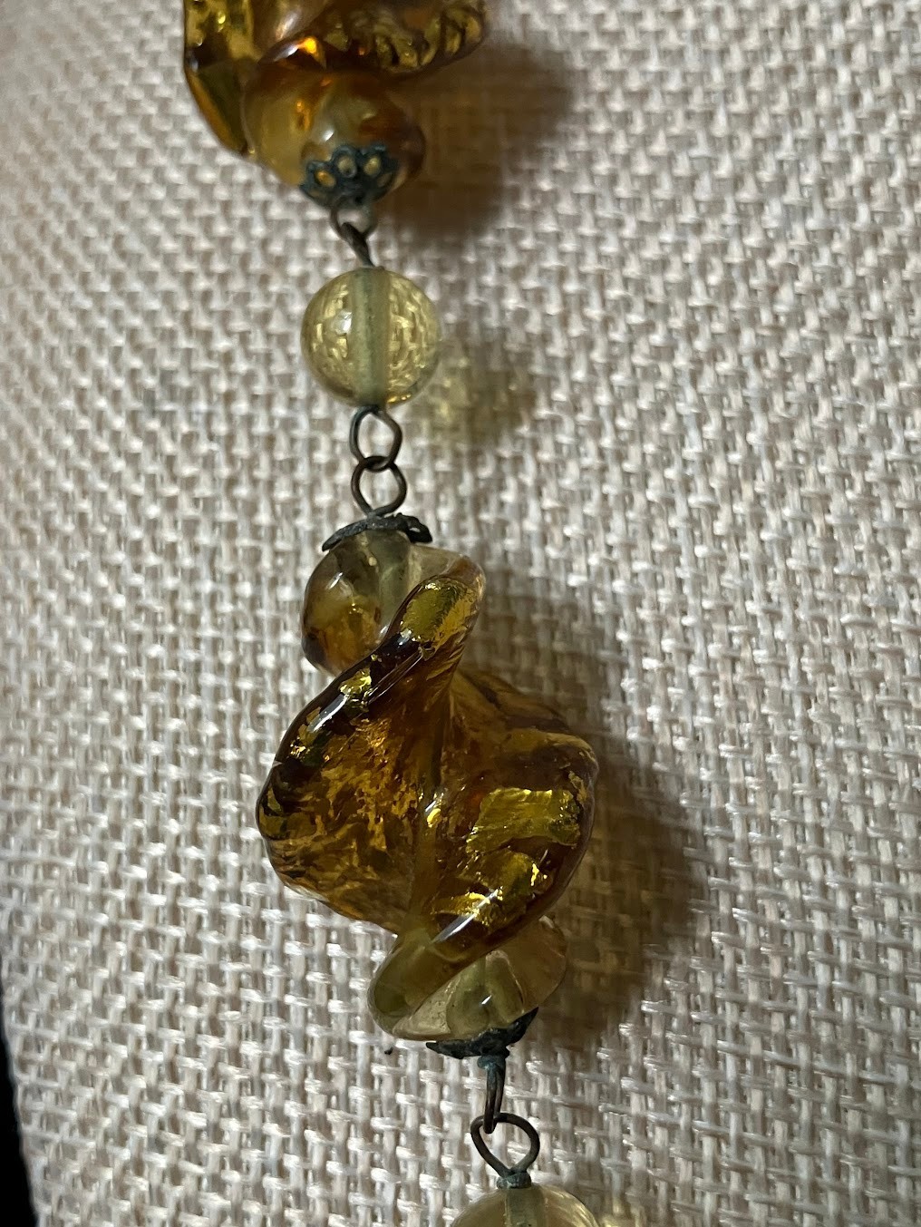 Vintage Art Glass Beaded Necklace Twist Gold Foil Station Chain 28″ READ
