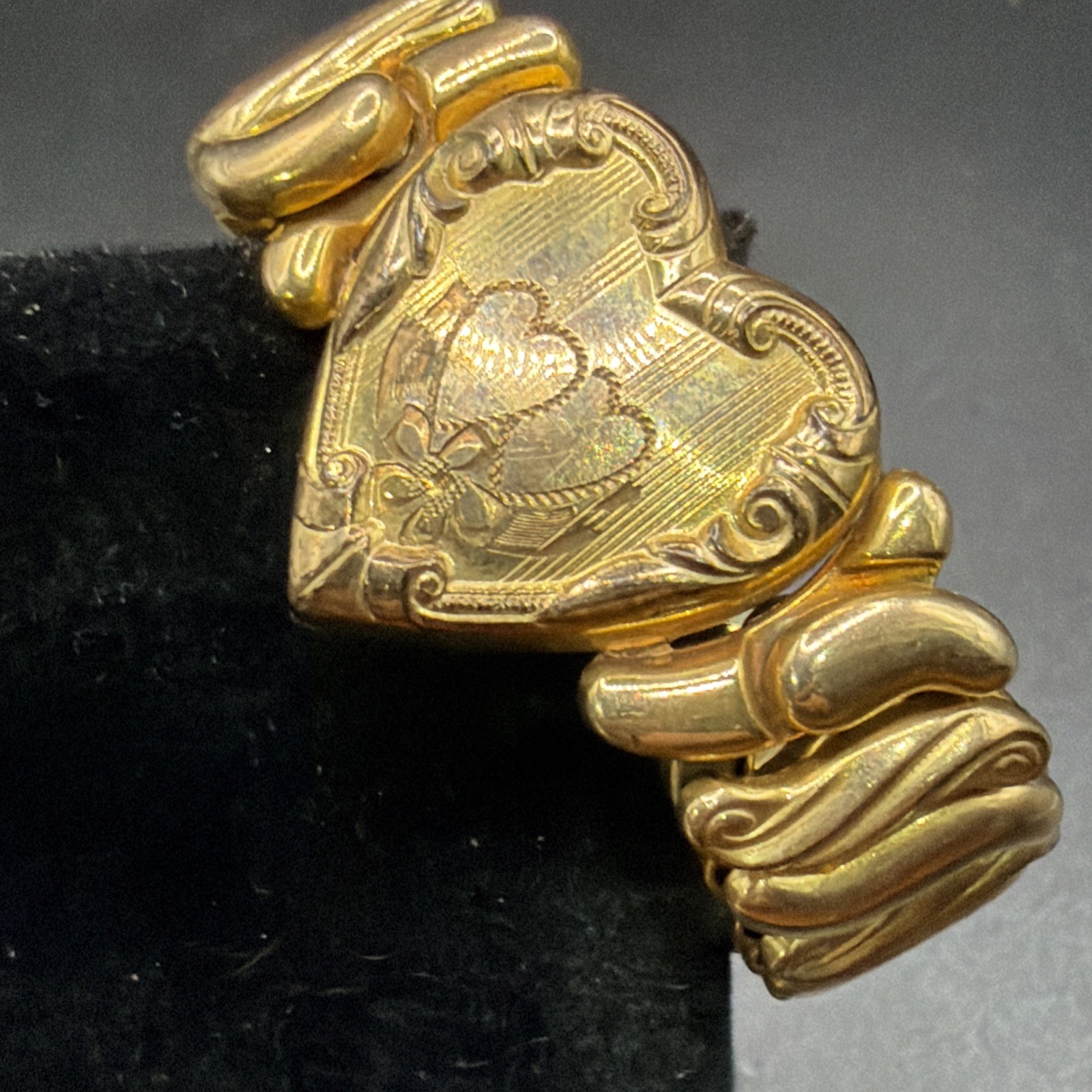 Vintage 1943 Speidel Made Phoenix HEART Expansion Bracelet 5″-7 1/4″ Excellent