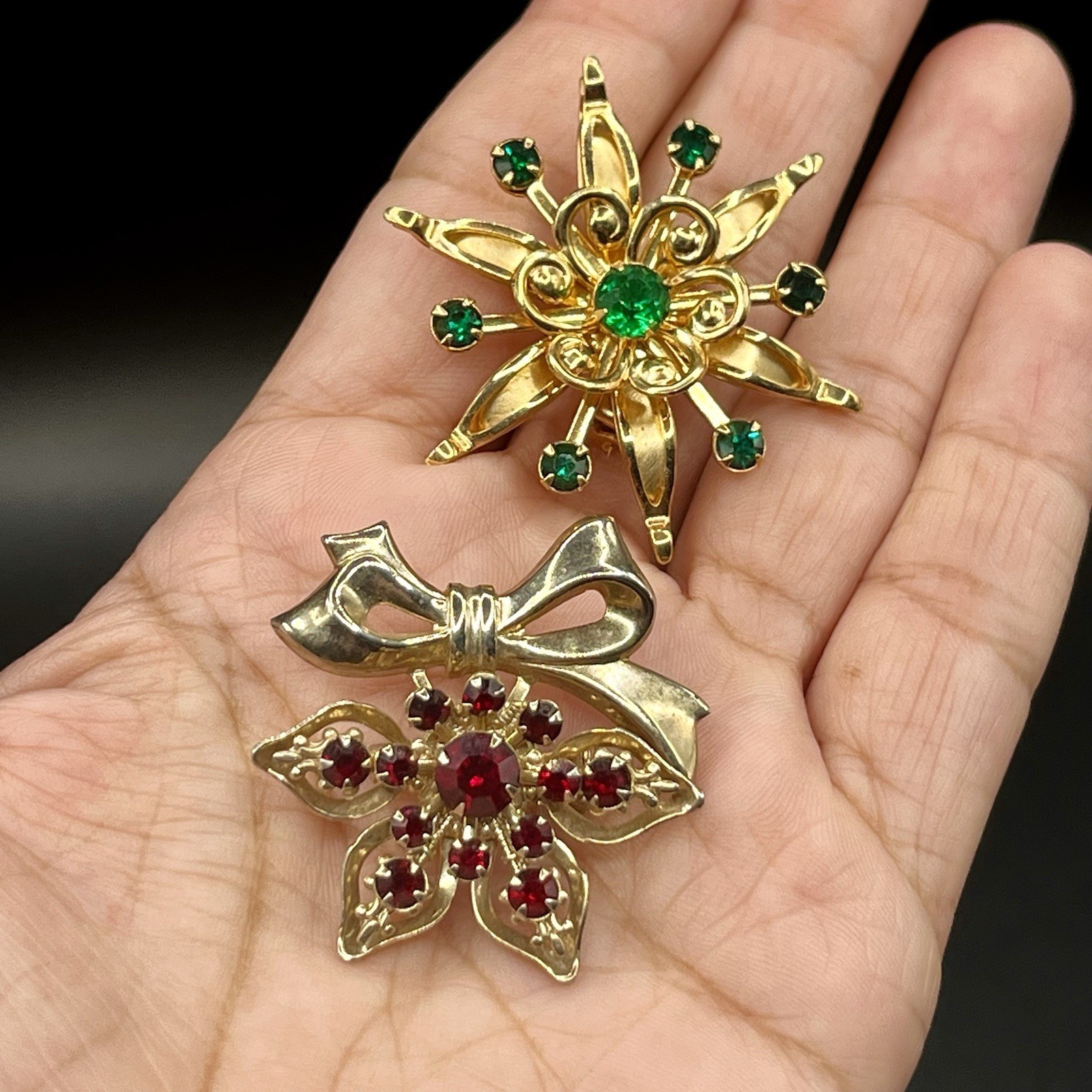 Vtg Rhinestone Brooch 2 pc Lot Green Starburst Red Snowflake Flower *See Notes