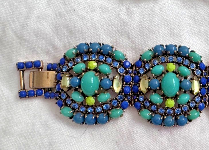 Stella & Dot Bracelet Sardinia Cabochon Blue Turquoise Stones signed 6.5″