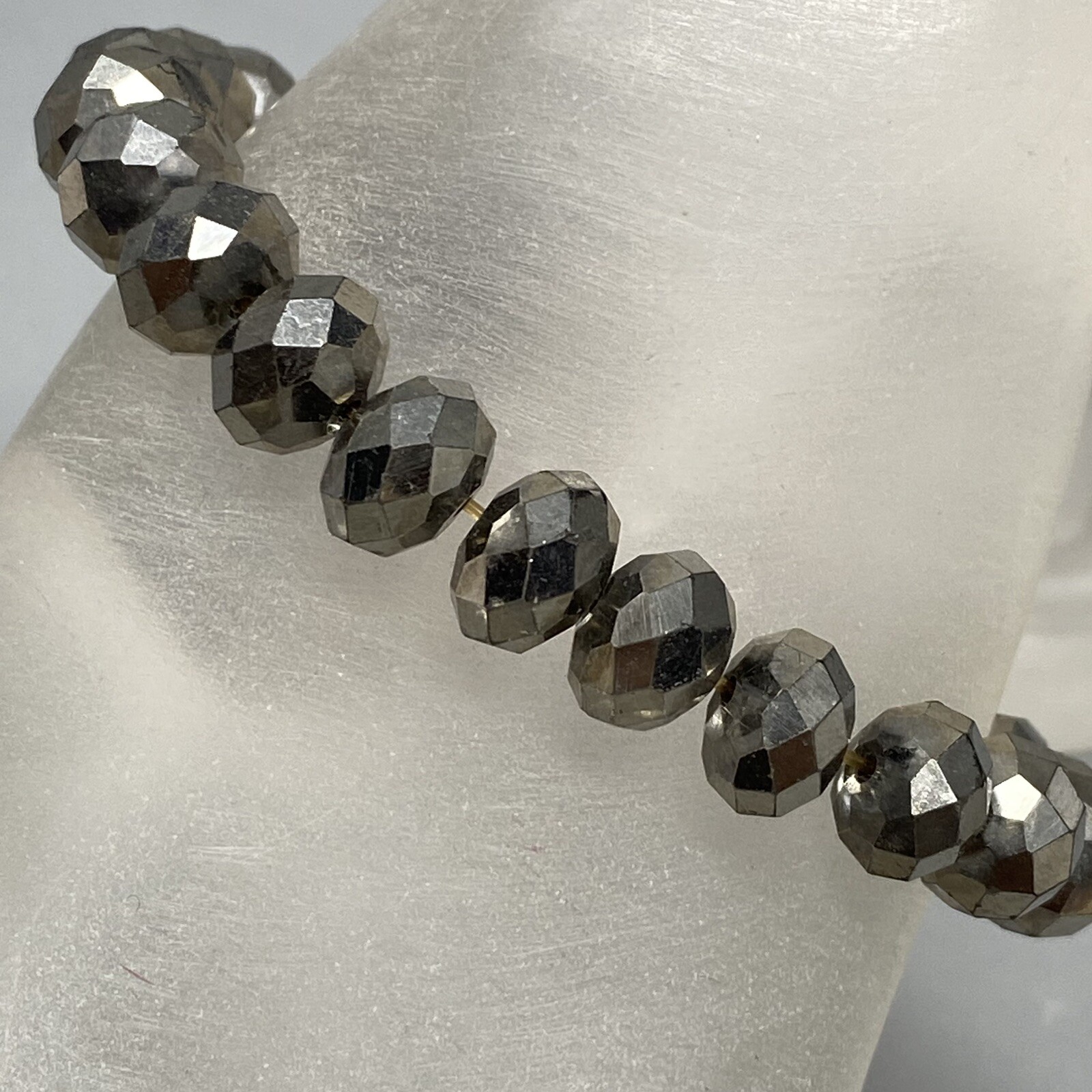 Stretch Bead Bracelet Gray Silver Glass Faceted Fire Polished Iridescent 6.5″