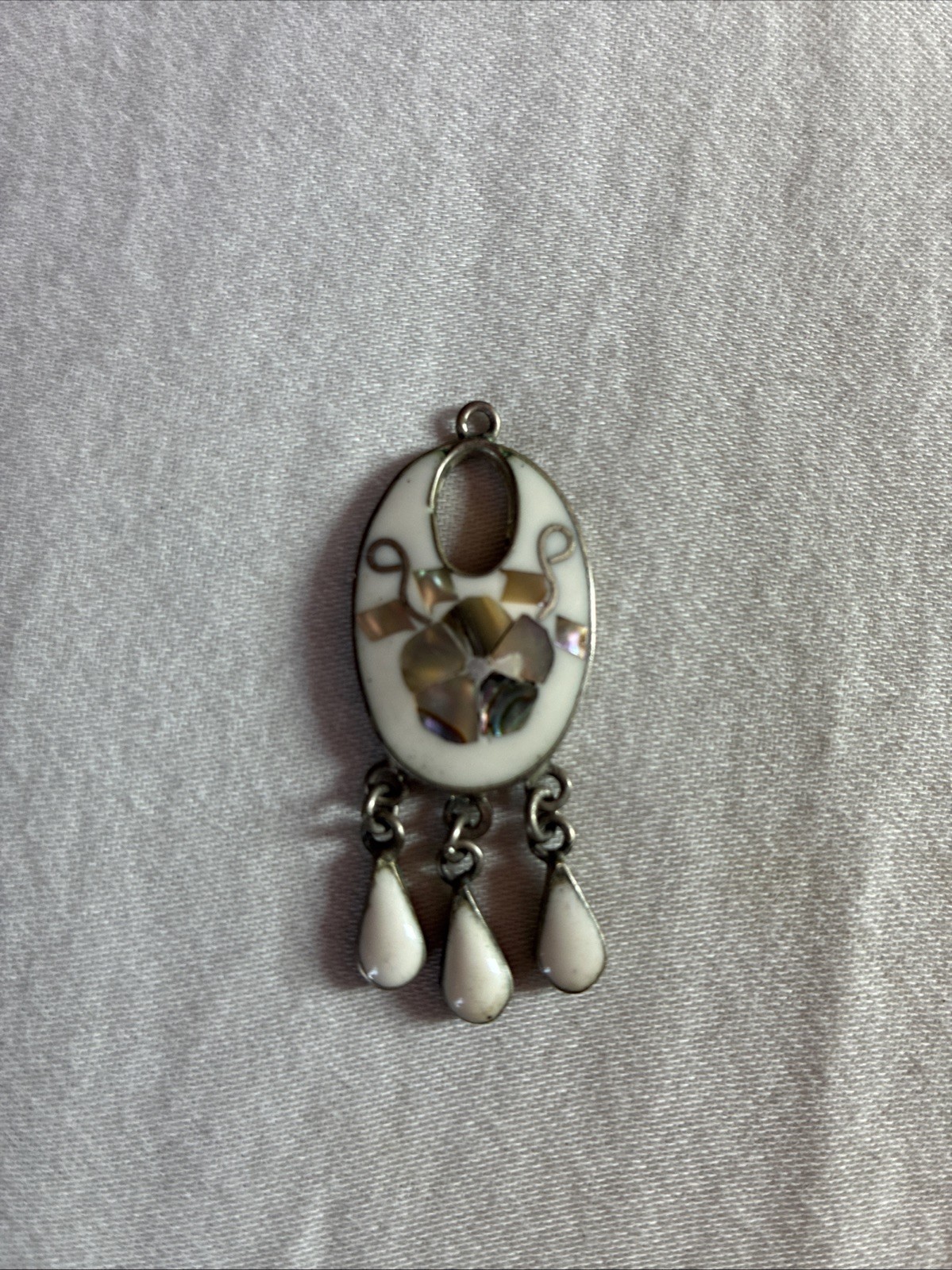 VTG Alpaca Mexico White Enamel Mother Of Pearl Abalone Inlay Pendant