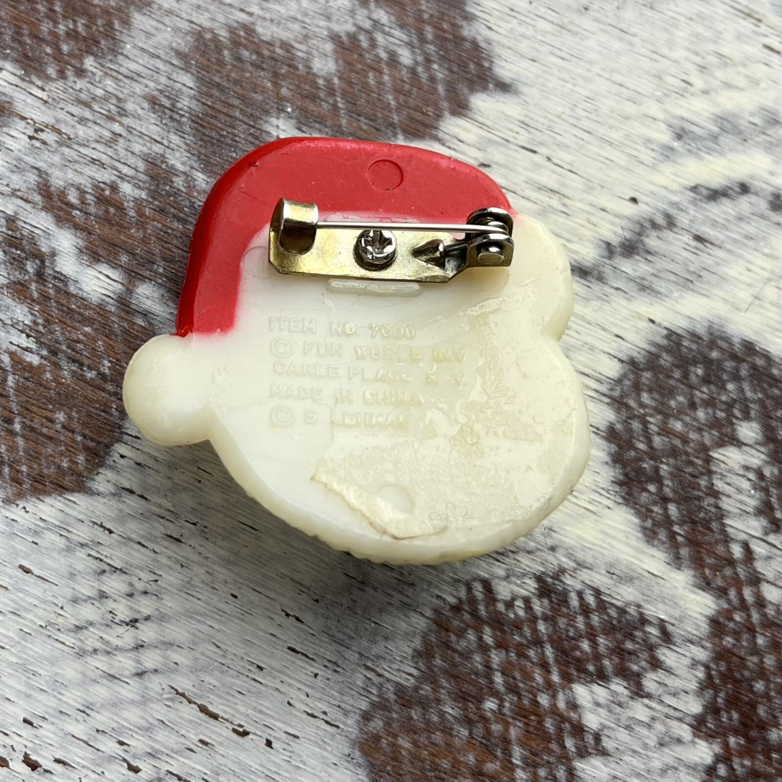 VINTAGE 70s 80s Lehman Fun World Santa CLAUS Smiling Face Brooch Christmas Pin