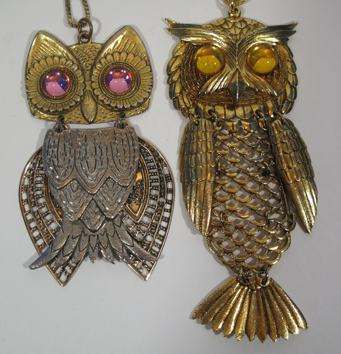 Lot of 2 VTG Owl Necklace Gold~Silver Tone~Pink~Amber Eyes~24″-30″ Chain-64-108g