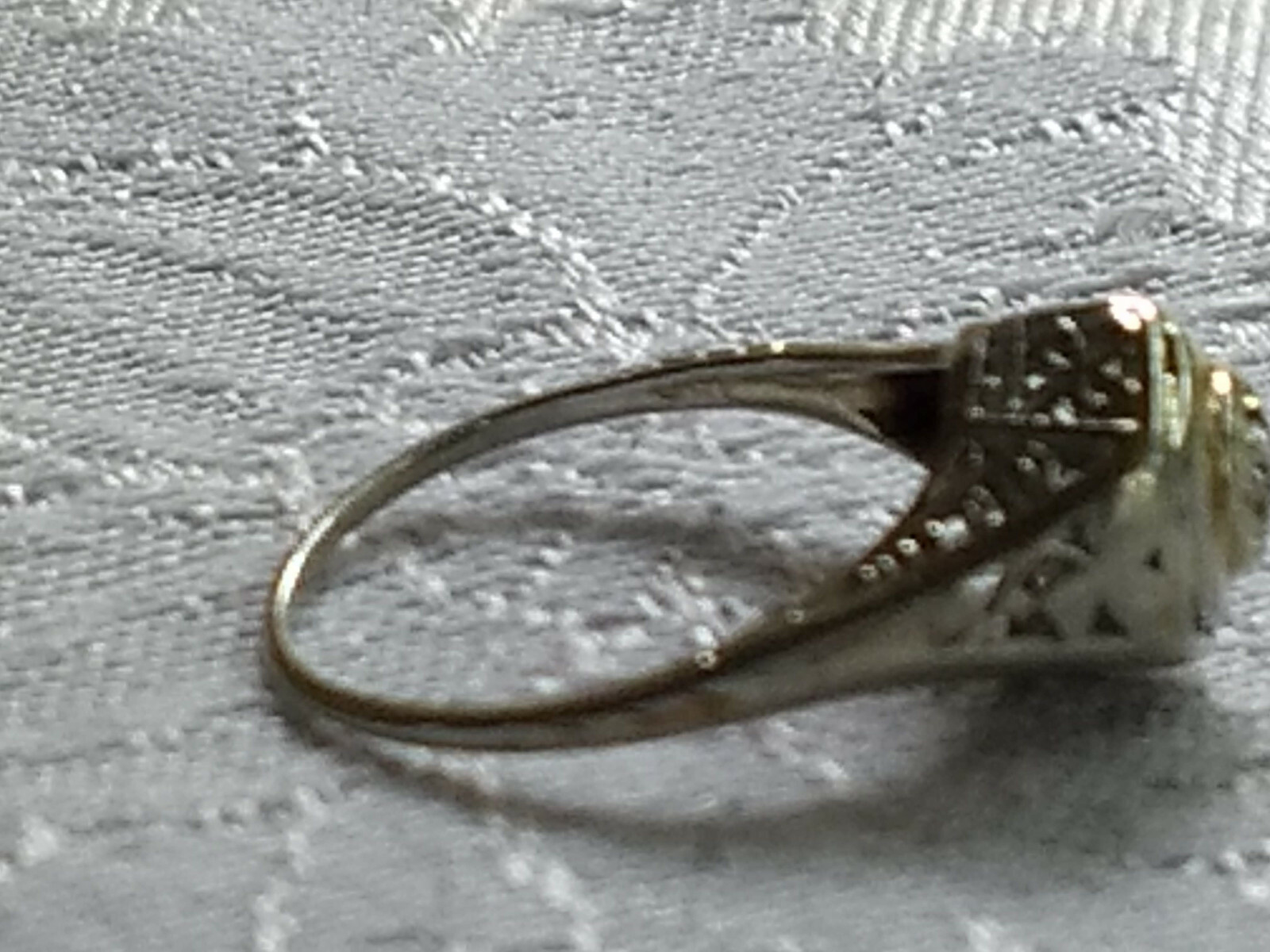 Antique Victorian 18K White Gold Filigree Small Solitaire Diamond Ring SZ 5 3/4