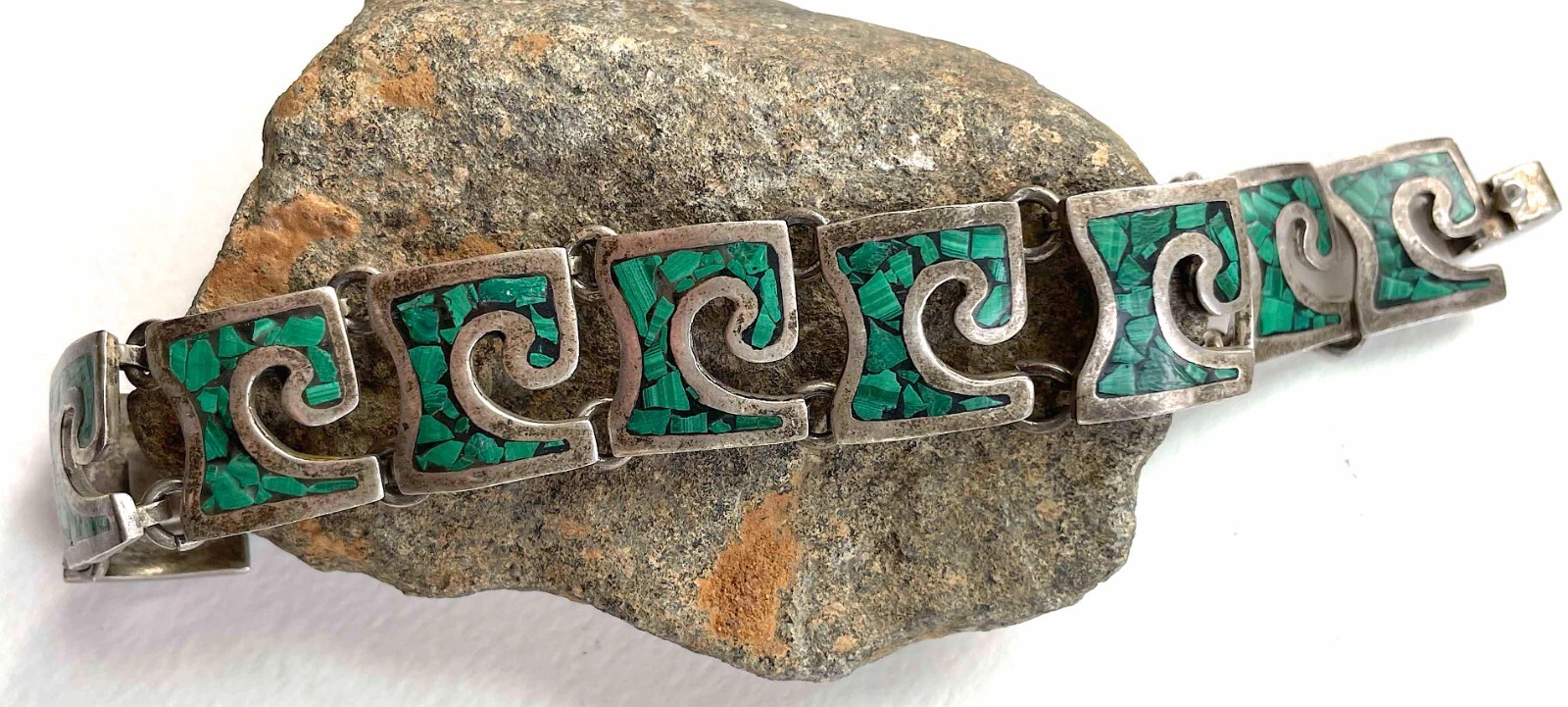 VTG Mexico Bracelet Sterling Malachite Chip Large Wrists 8″ 64g Modernist 1940s
